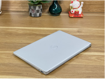 DELL Inspiron 5391: I7-10510U | 8GB | SSD 512GB | MX250 | 13.3 FHD Likenew