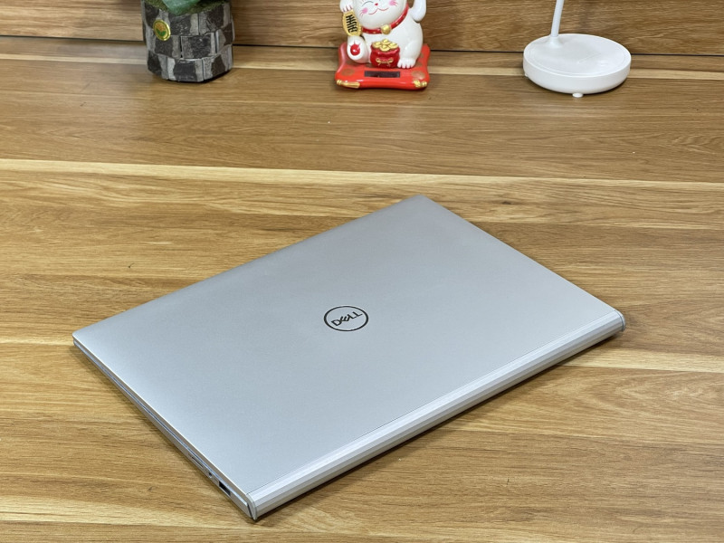 Dell Inspiron N7400 : i5-1135G7 | 8Gb | SSD512Gb | 14.5 QHD | Likenew | 7400