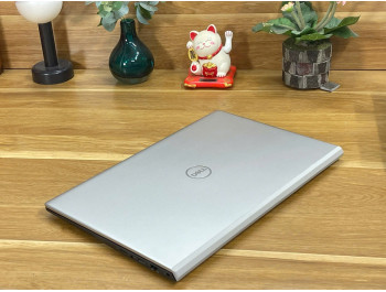 Dell Vostro 5501: i5-1035G1| 8GB| 512GB| MX350 |15.6 FHD | V5501
