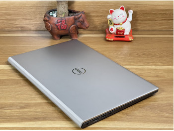 Dell Vostro 5502: I7-1165G7| 16GB | 512GB |15.6 FHD Máy đẹp Likenew