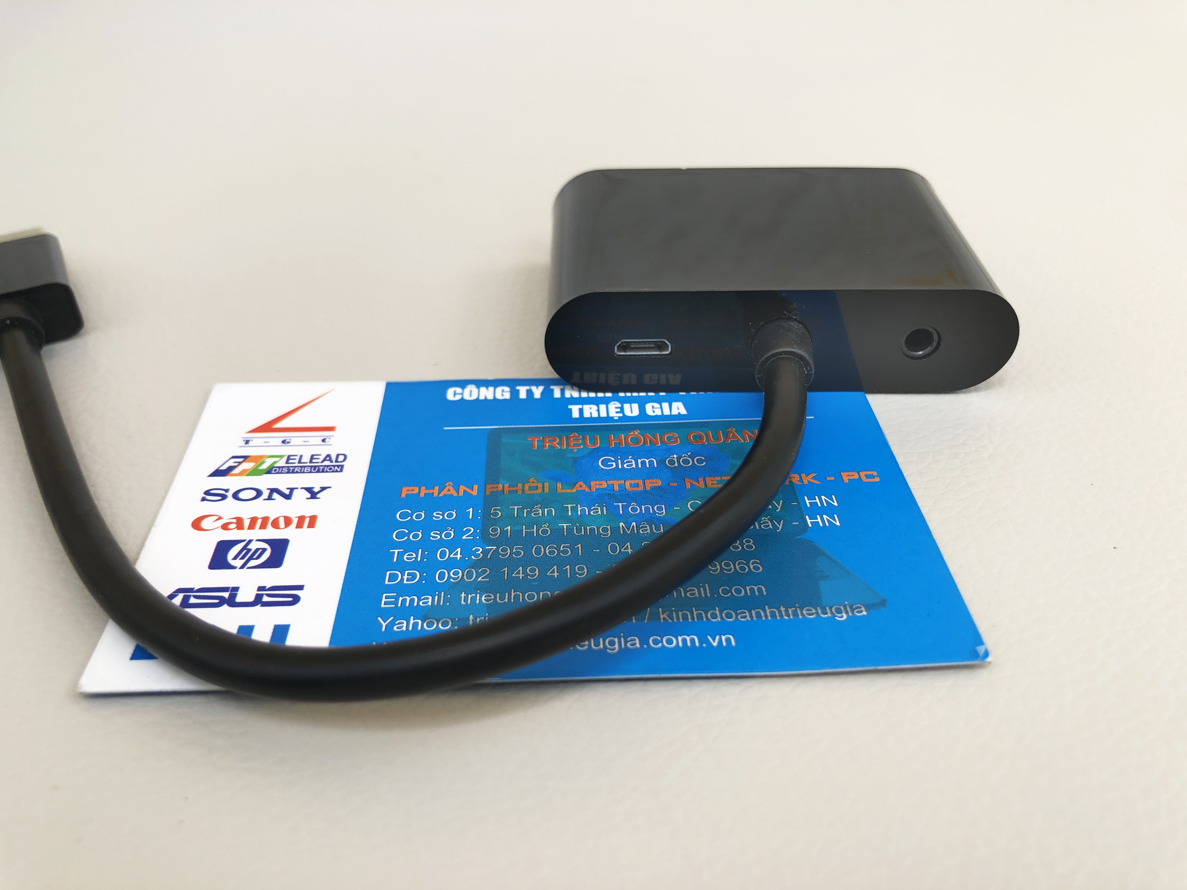 Cáp chuyển đổi HDMI to VGA+ HDMI - Dorewin H0021