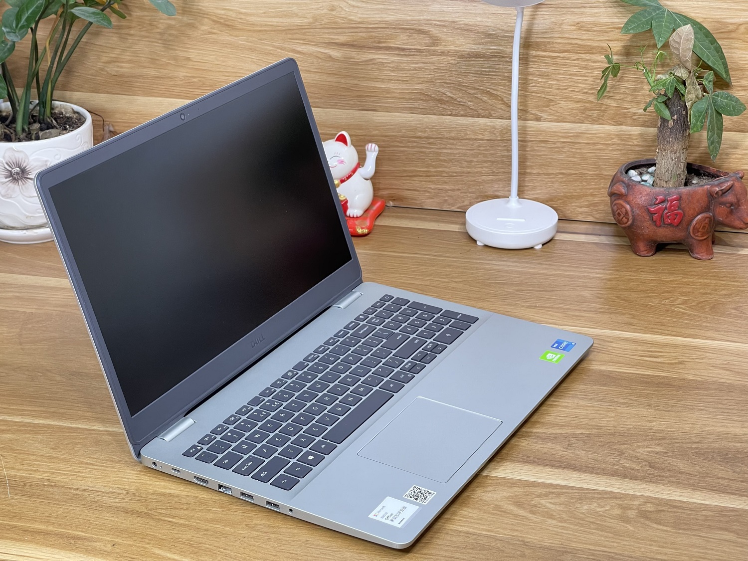 Dell Vostro 3500: i5-1135G7| 8GB| 512GB | Mvidia MX330| 15.6 FHD - màu bạc - máy đẹp 99% #N3501 | V3500