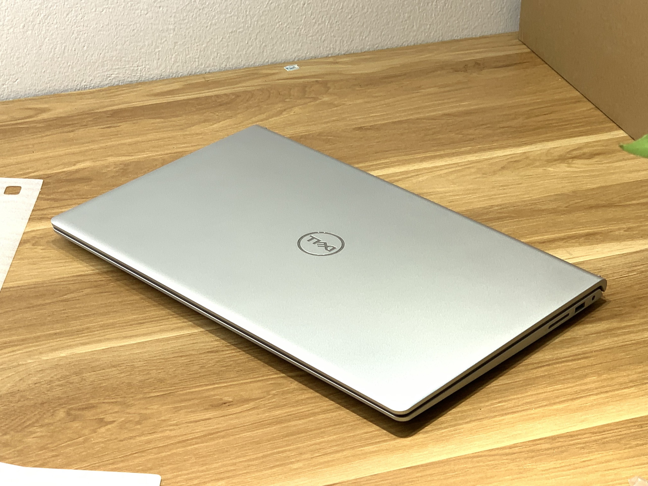 Dell Inspiron 3511 : i5-1035G1 | 8Gb | SSD 256Gb | 15.6 FullHD IPS | Likenew