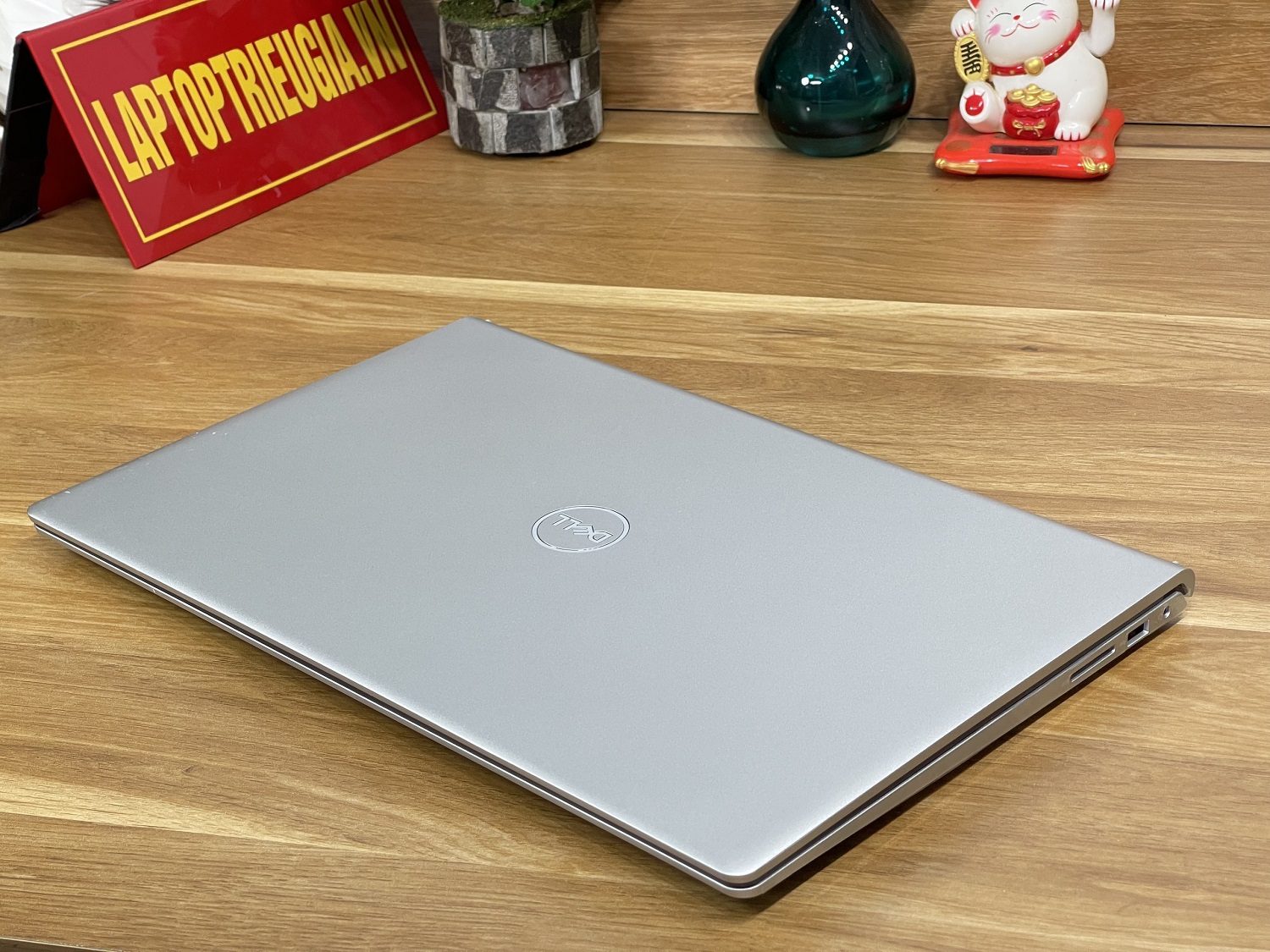 Dell Inspiron 3511 : i5-1135G7 | 8Gb | SSD 512Gb | Nvidia MX350 2Gb | 15.6 FullHD IPS | Likenew