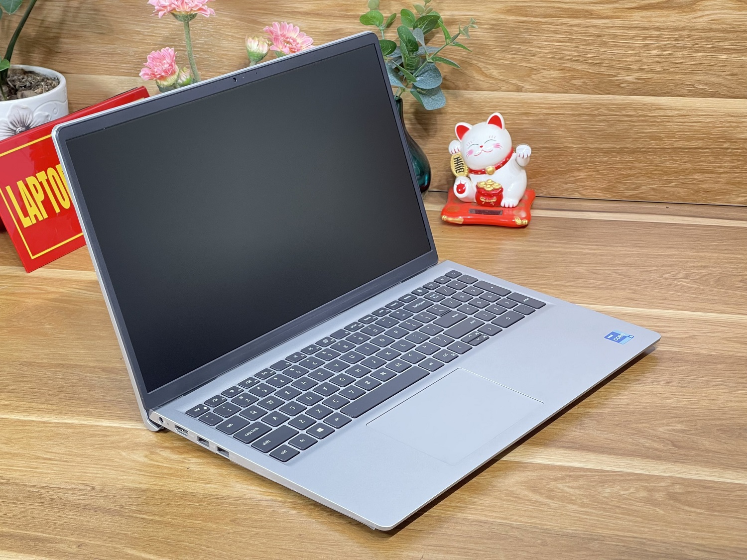 Dell Inspiron 3511 : i7-1165G7 | 16Gb | SSD 512Gb | 15.6 FullHD IPS | Likenew