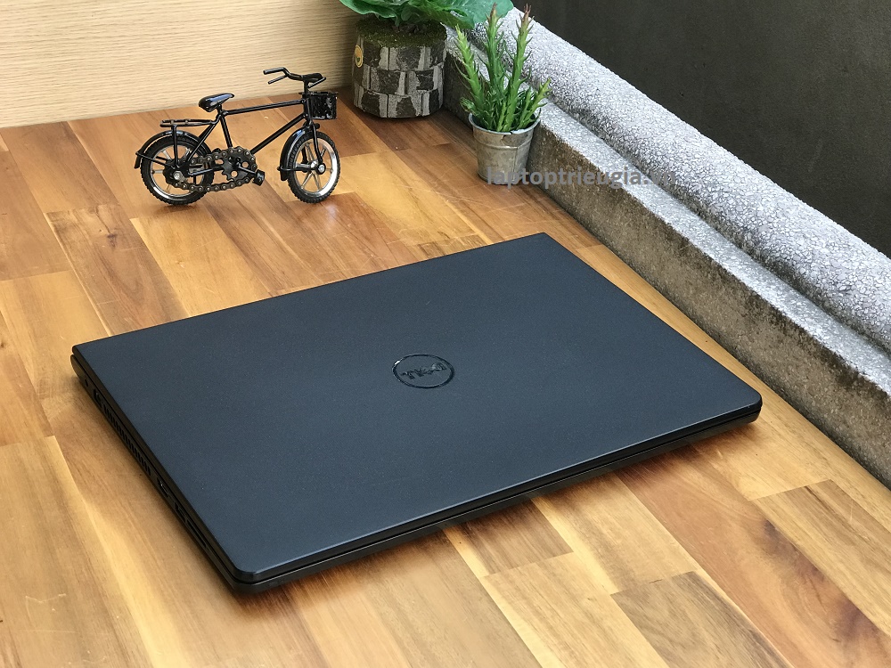 Dell inspiron 3567: i5 -7200U| 4GB| 120GB| ATI R5M430| 15.6HD - likenew