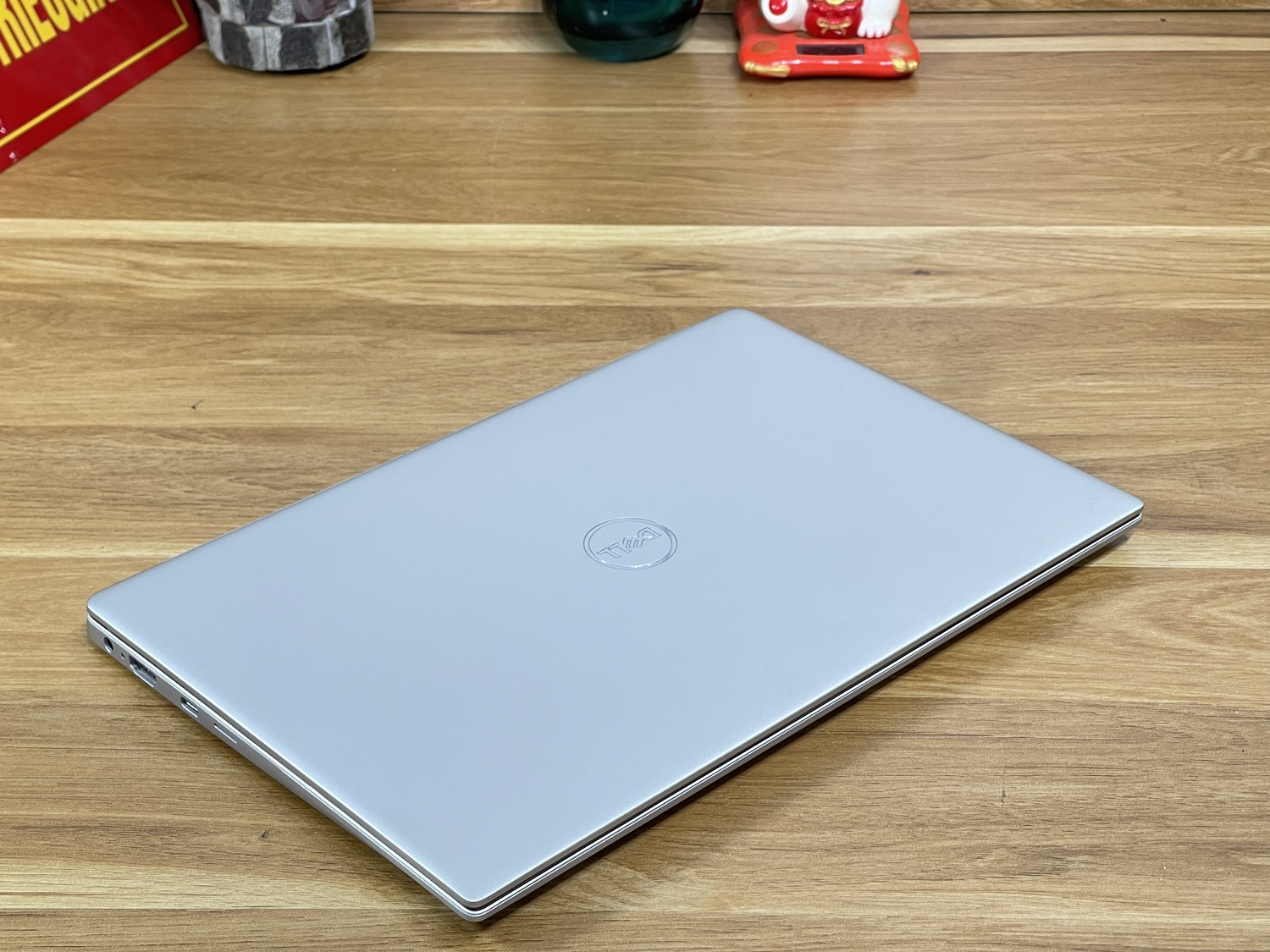 DELL Inspiron 5390: i5-8255U | 8GB | SSD 256GB | MX250 | 13.3 FHD Likenew