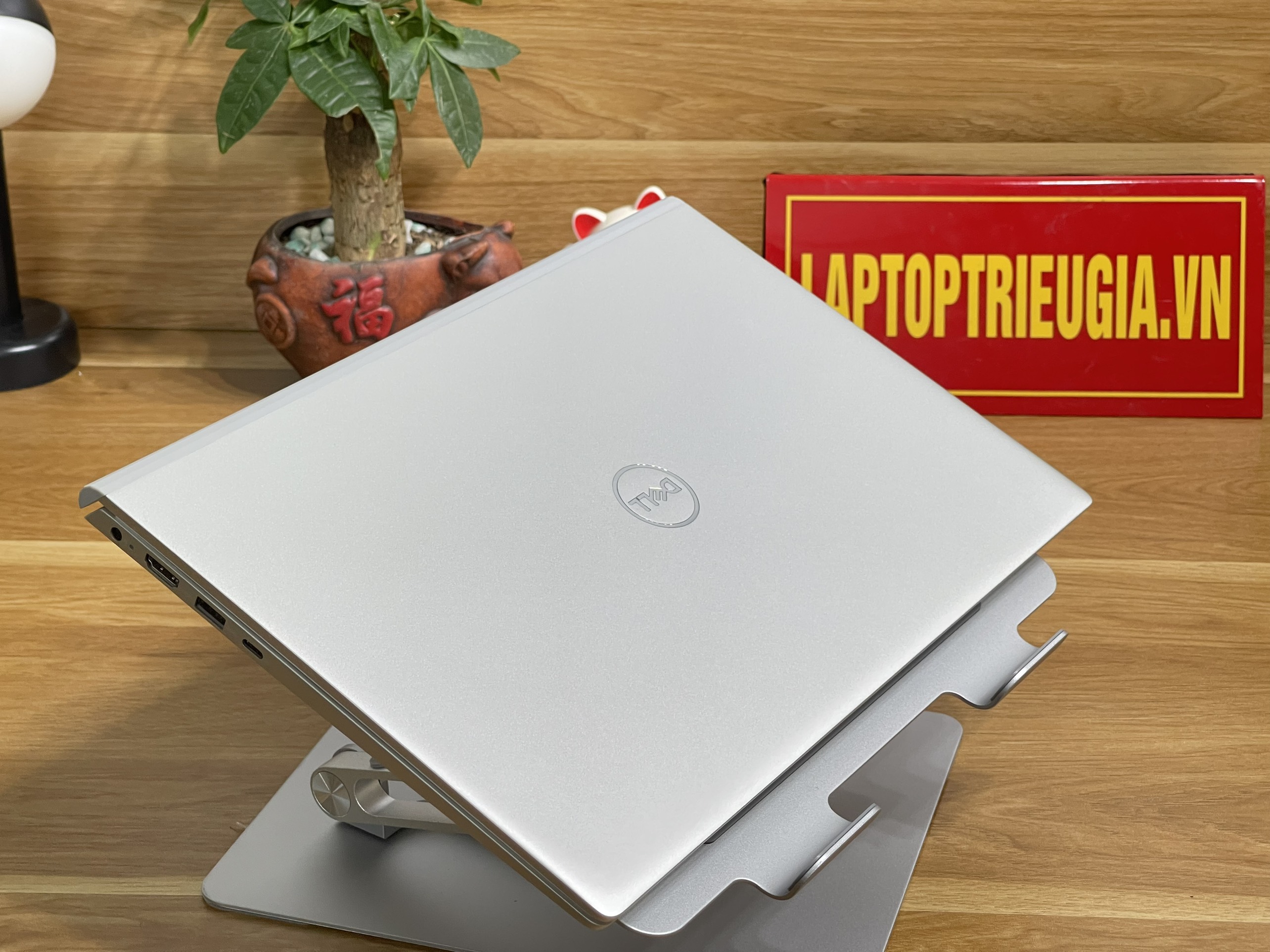 Dell inspiron 5402 (Màu bạc) : i5-1135G7| 16GB| 512GB| MX350 |14 FHD Likenew | N5402