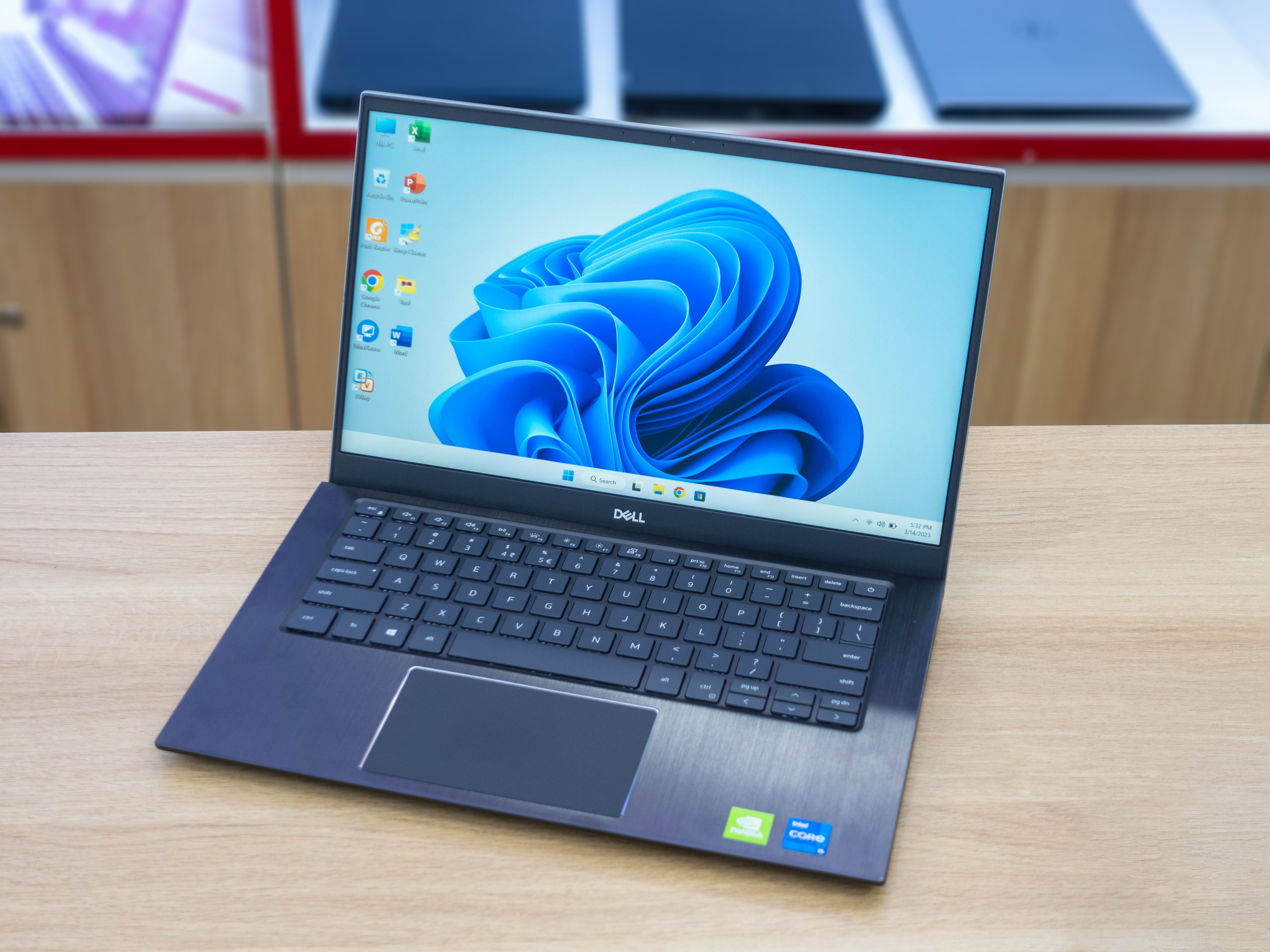 DELL Inspiron 5409: I5-1135G7 | 16GB | SSD 512GB | MX350 | 14 FHD Likenew