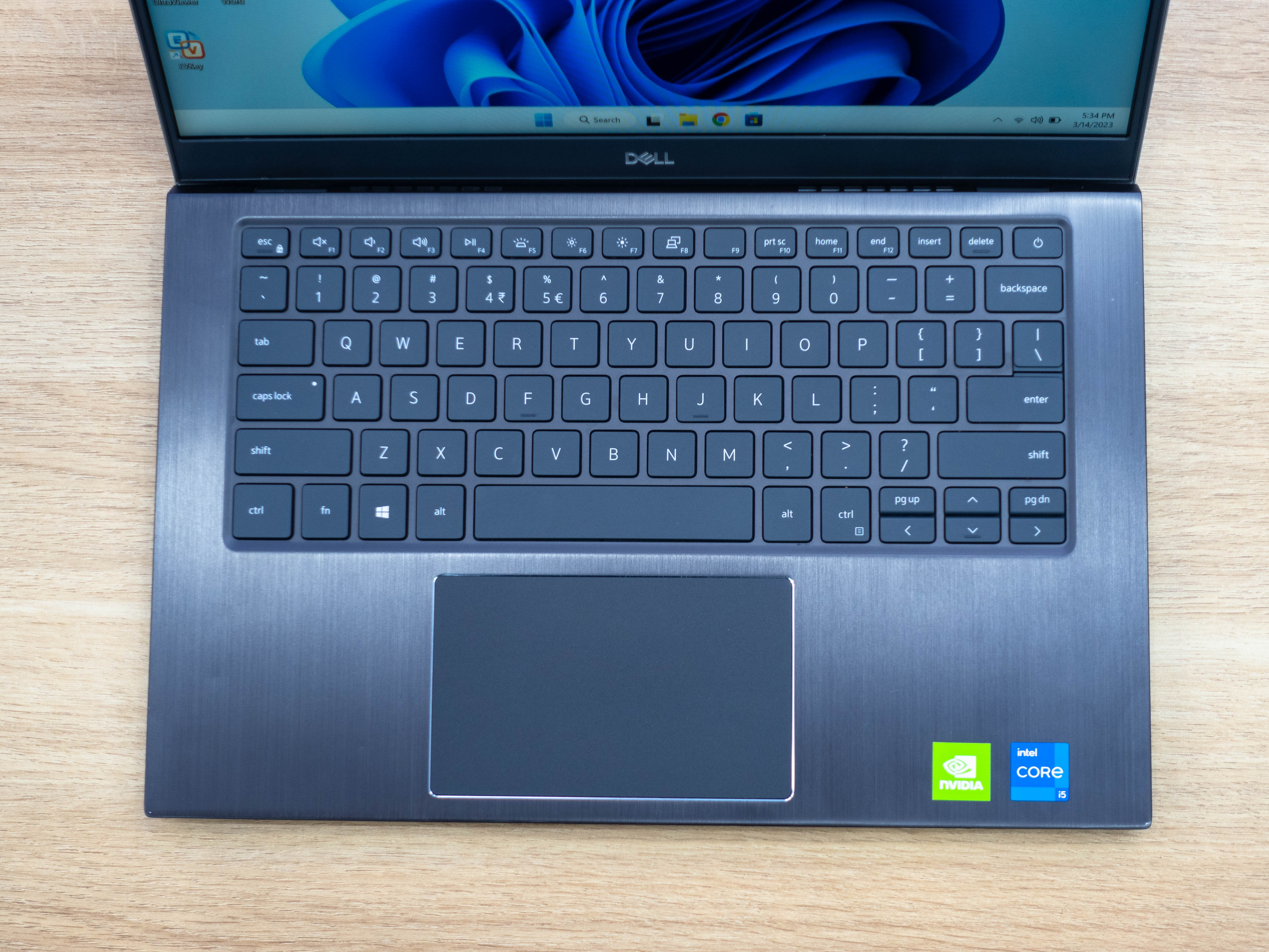 DELL Inspiron 5409: I5-1135G7 | 16GB | SSD 512GB | MX350 | 14 FHD Likenew