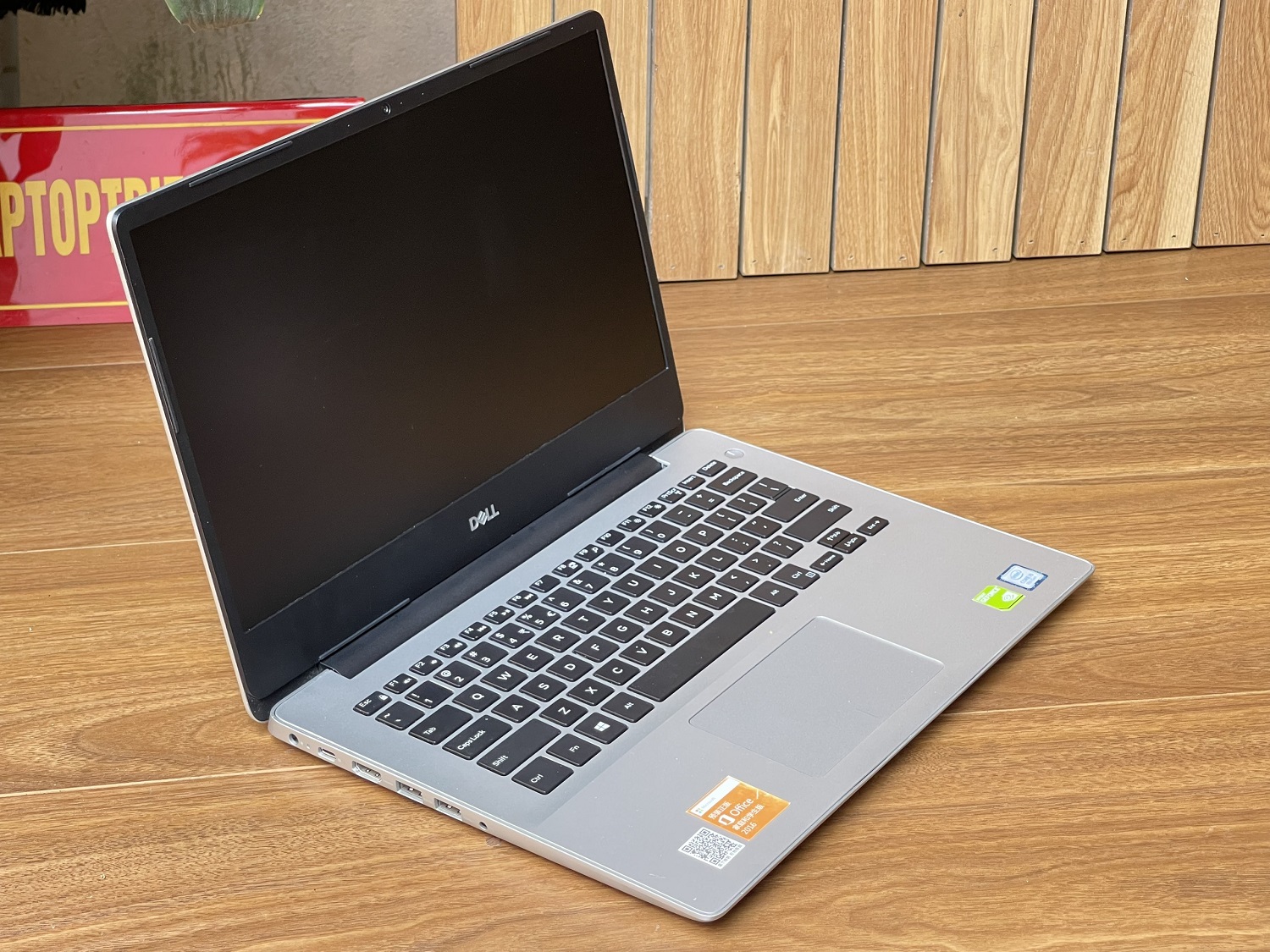 DELL Inspiron 5480: i7-8565U | 8GB | SSD 256GB | MX130 | 14FHD Likenew | N5480