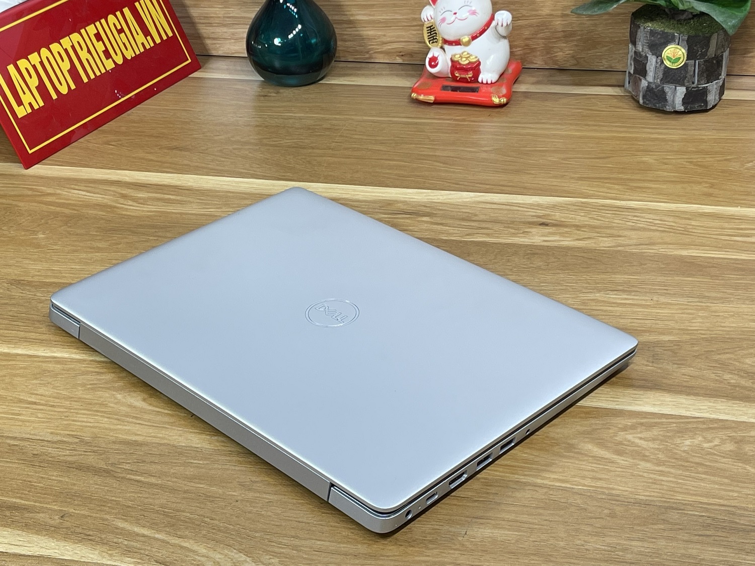DELL Inspiron 5488: i7-8565U | 8GB | SSD 256GB | MX130 | 14 FHD |  N5488
