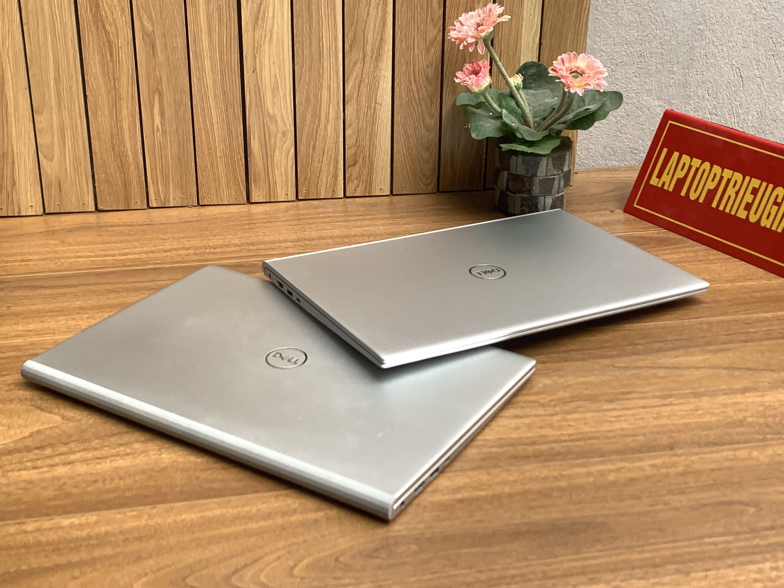 Dell inspiron 5502: i7-1165G7 | 16GB | 512GB |15.6 FHD Máy đẹp Likenew