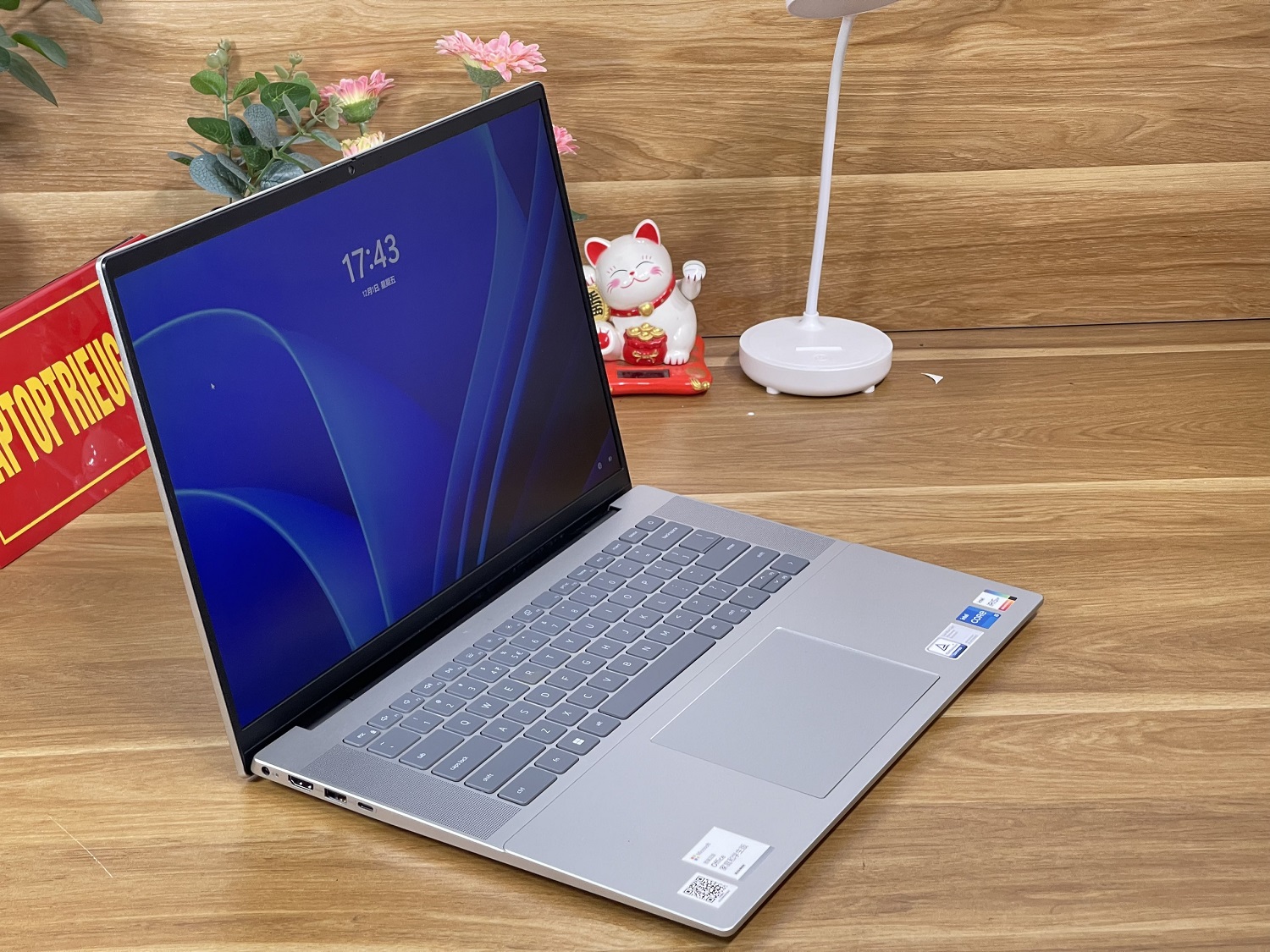 Dell Inspiron 5630: i5-1340P| 16GB| 512GB| 16.1 FHD+ Máy đẹp Likenew