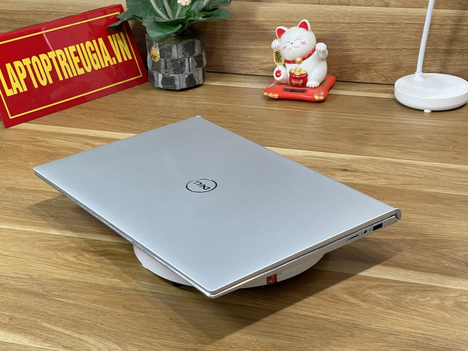 Dell Inspiron N7400 : i5-1135G7 | 8Gb | SSD512Gb | 14.5 QHD | Likenew | 7400