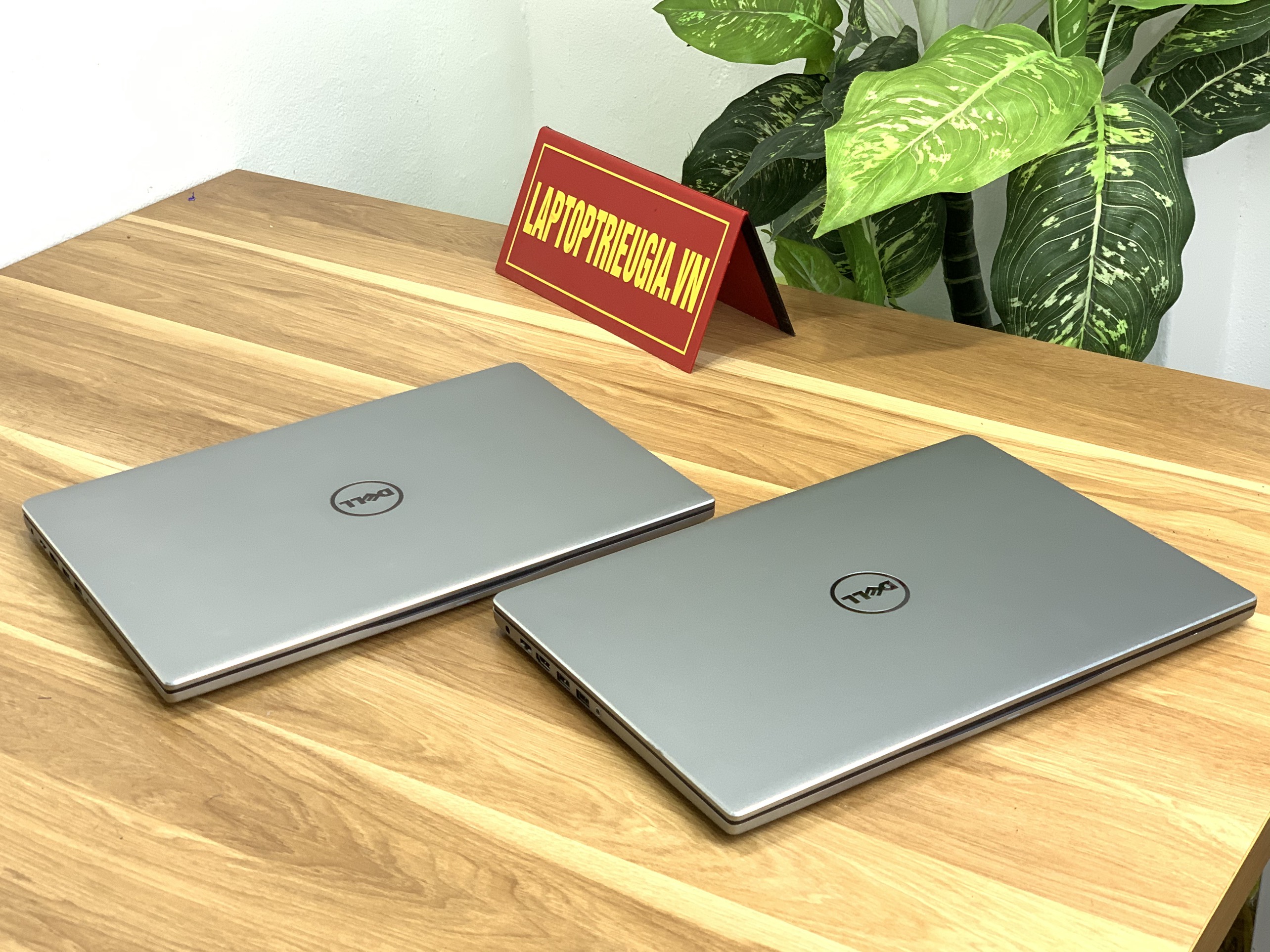 Laptop Dell inspiron 15R 7572: I5-8250U| 8GB| SSD 128GB + 500GB |15.6 FHD Máy đẹp Likenew
