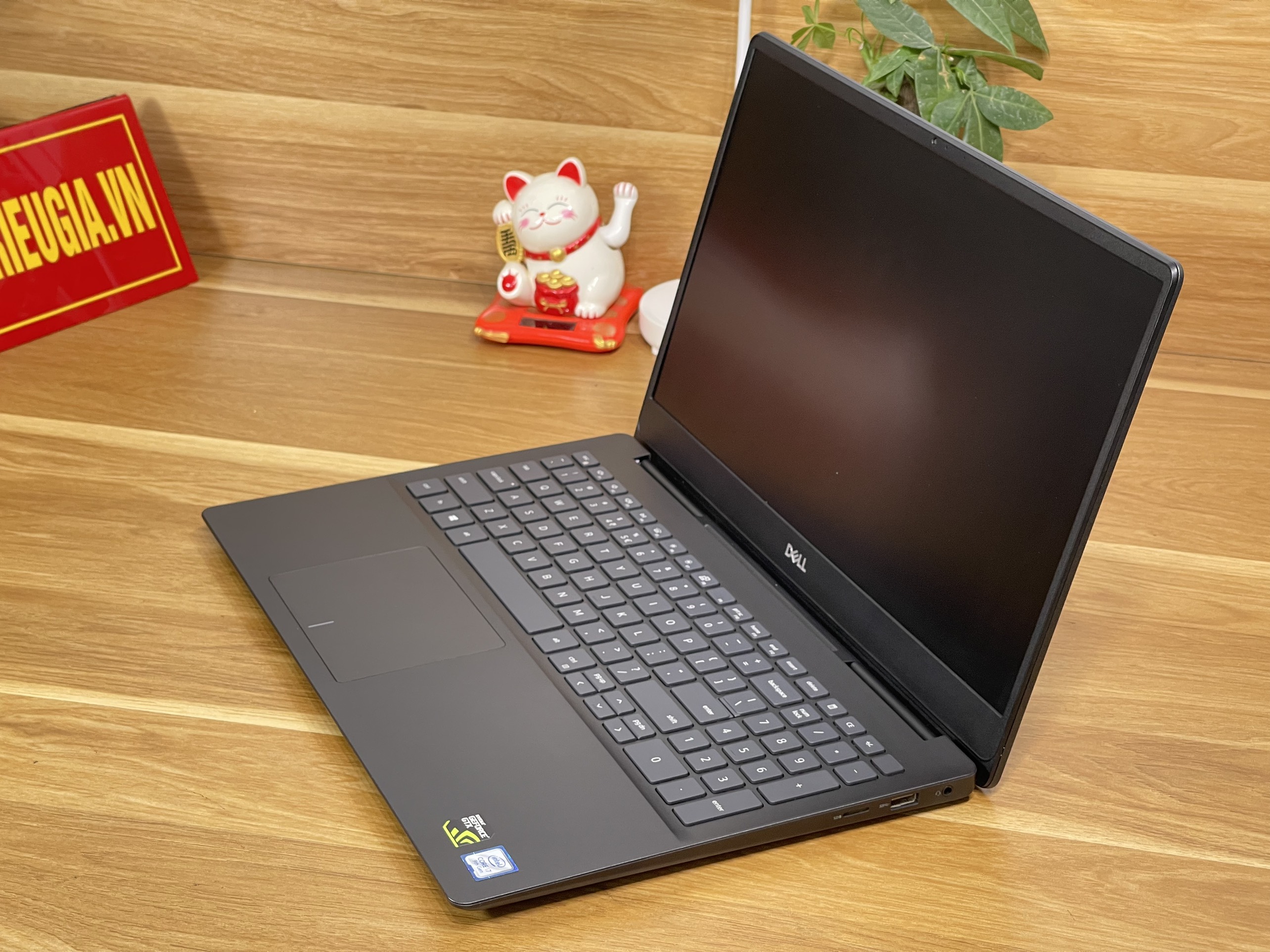 DELL Inspiron 7590: i7-9750H | Ram 8GB | SSD 512GB | GTX1650 | 15.6FHD IPS Like New