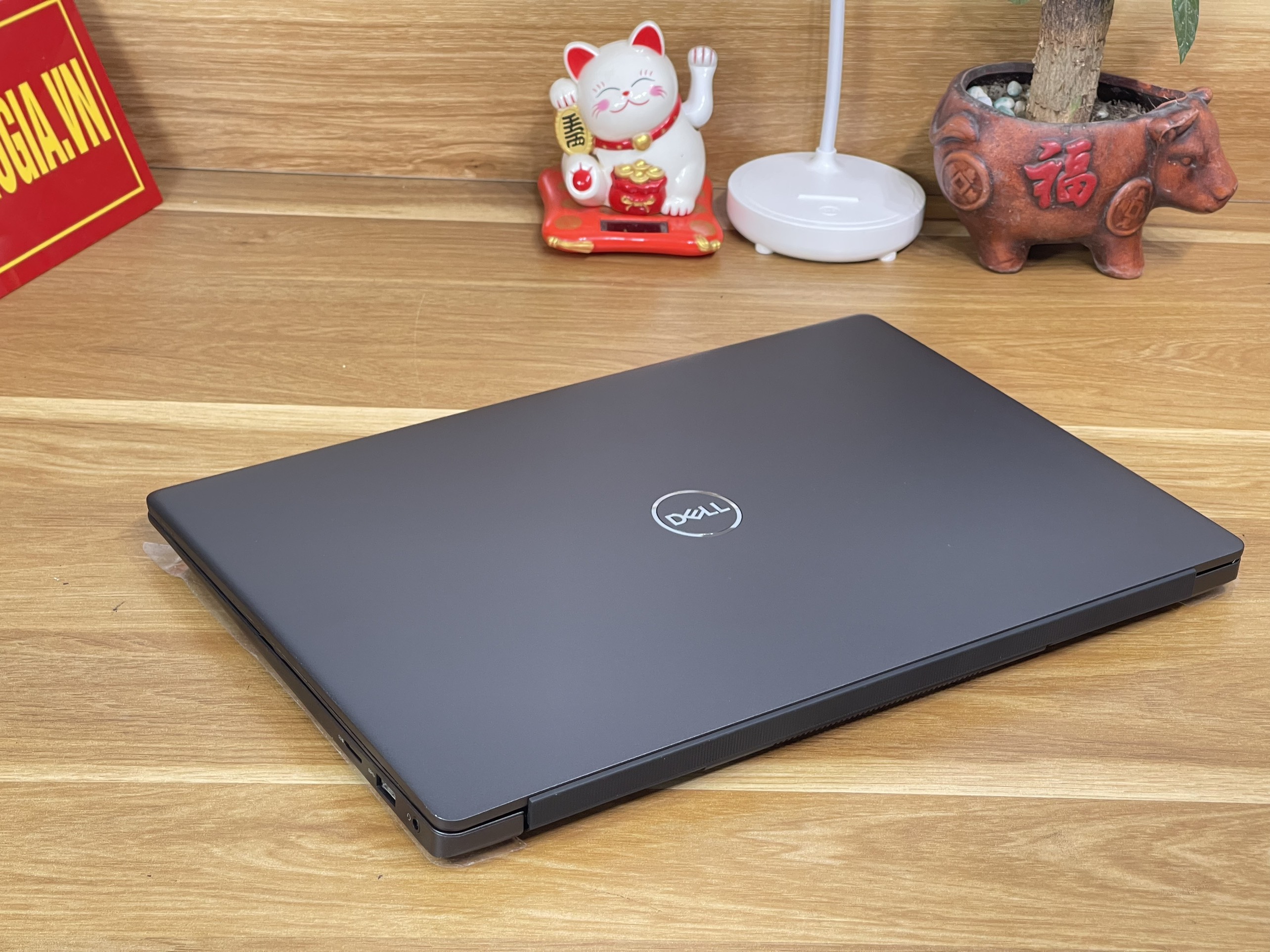 DELL Inspiron 7590: i7-9750H | Ram 8GB | SSD 512GB | GTX1650 | 15.6FHD IPS Like New