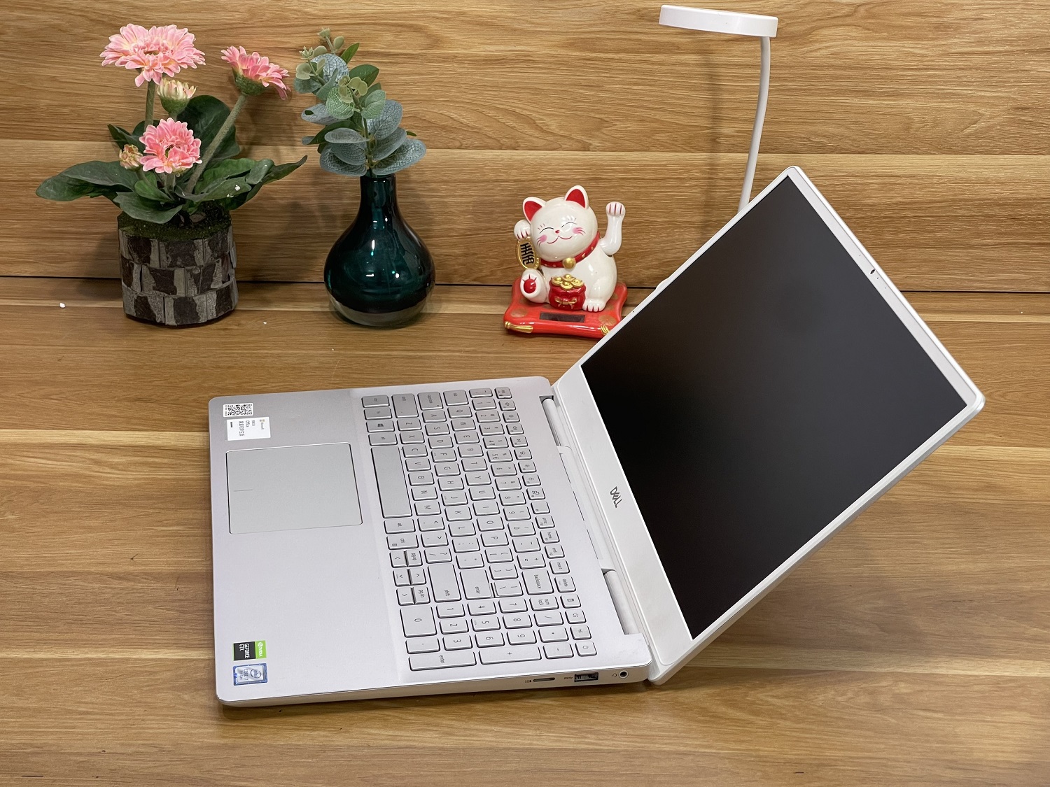 DELL Inspiron 7591 : i5-9300H | Ram 8G | SSD512GB | GTX1650 | 15.6FHD IPS Like New | N7591