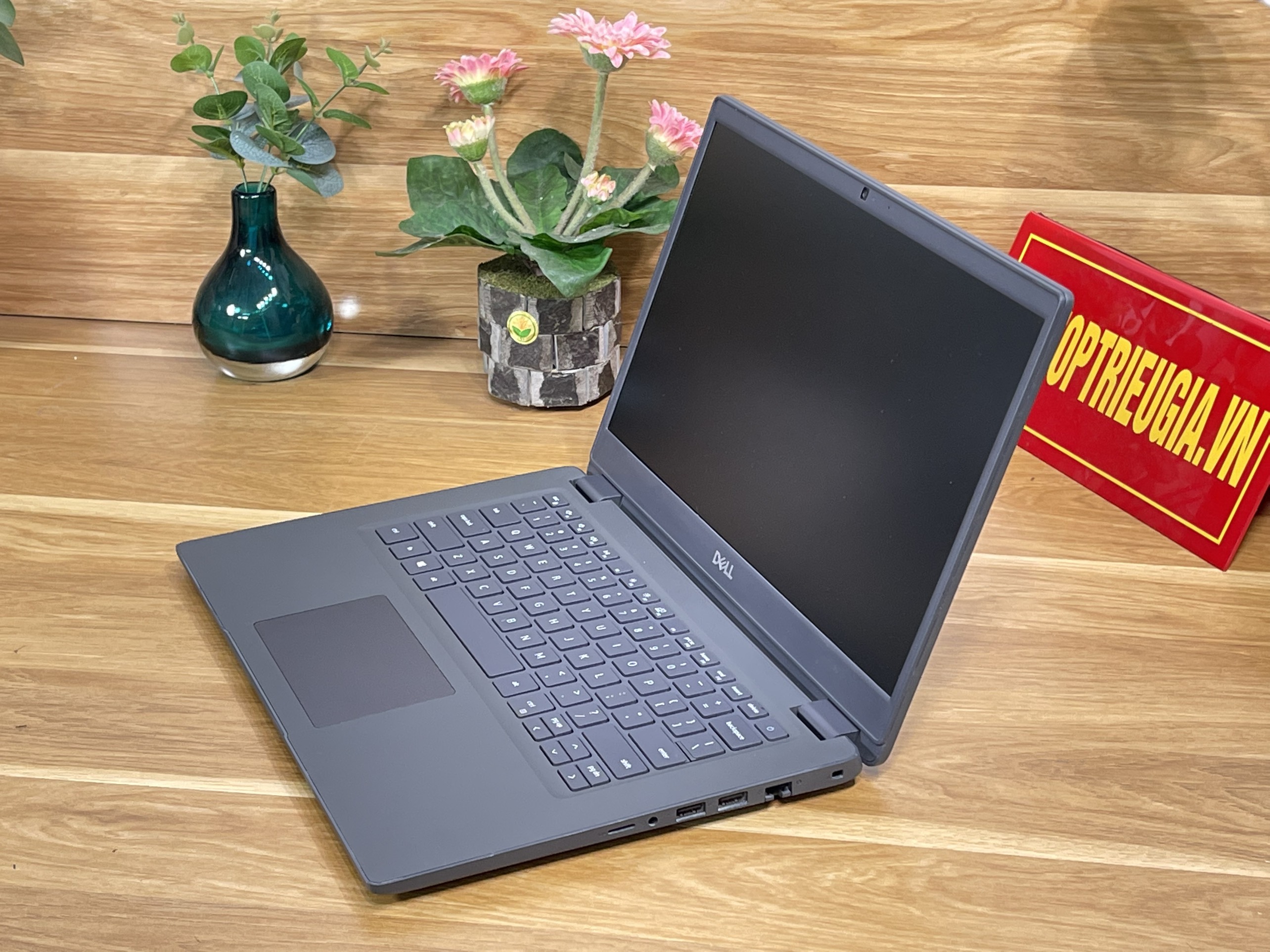 DELL Latitude  E3410: I5-10310U| 8GB| SSD 256GB| Nvidia MX230 | 14.0FHD IPS Likenew