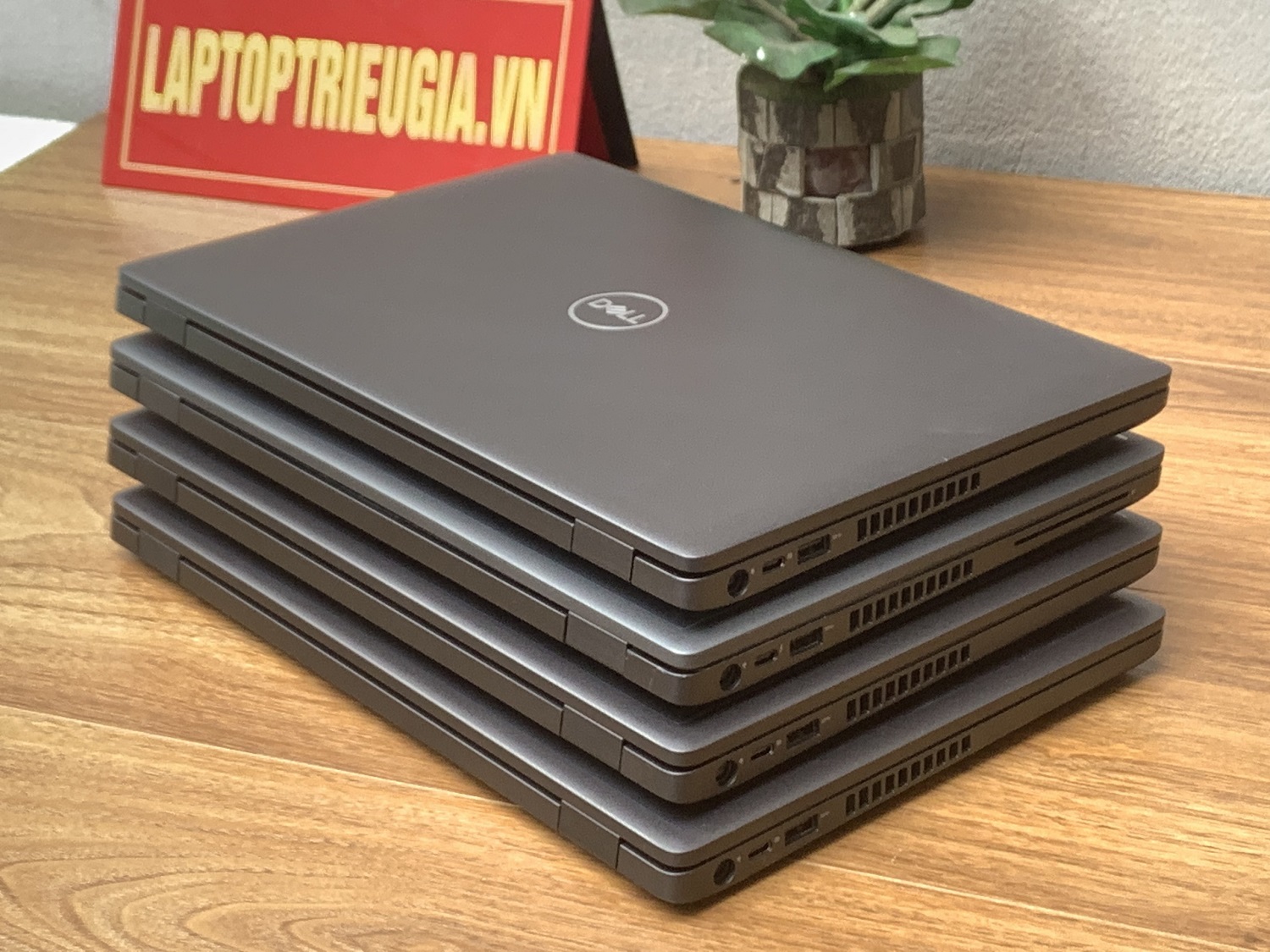 DELL Latitude  E5400: i5-8365U| 8GB| SSD 256GB| 14.0FHD IPS Likenew | 5400