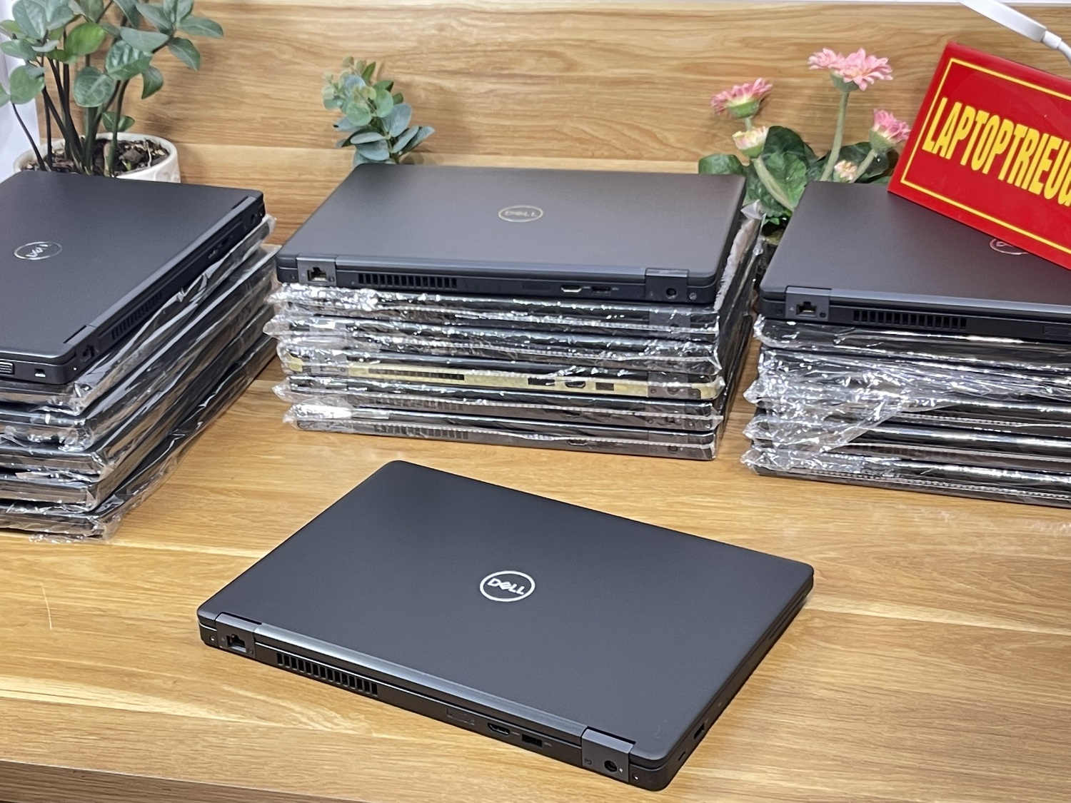 DELL Latitude  E5490: i5-8250U | 8GB | SSD 256GB | 14.0FHD IPS Likenew | 5490