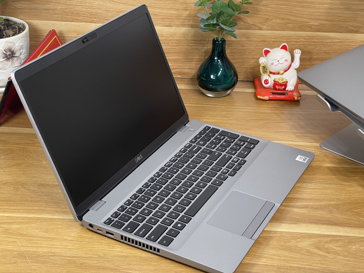 DELL Latitude  E5510: i5-10310U| 8GB| SSD 256GB| 15.6FHD IPS Likenew | 5510