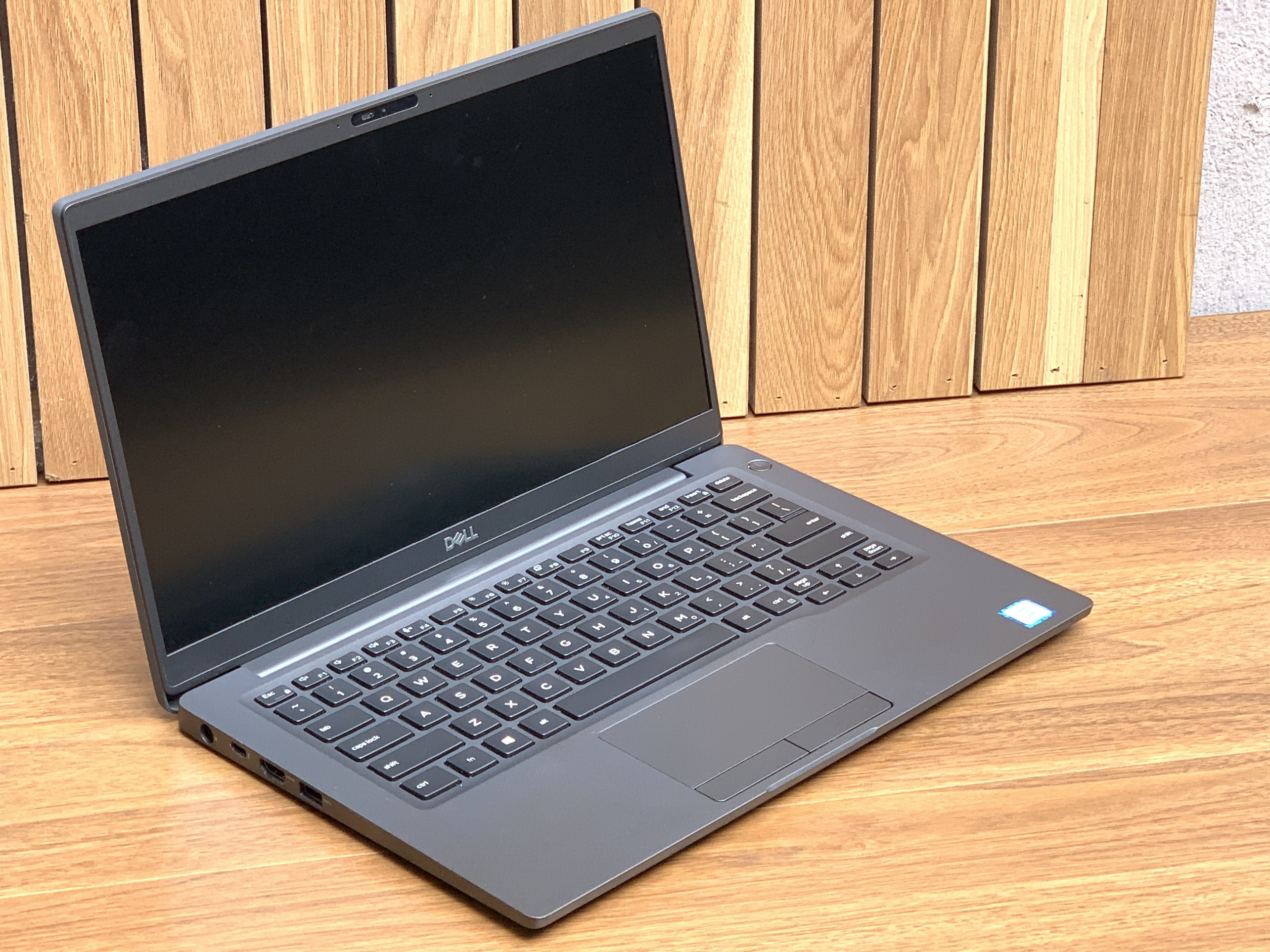 DELL Latitude E7400: i5-8350U | 8G | SSD256G | 14.0FHD Likenew | 7400
