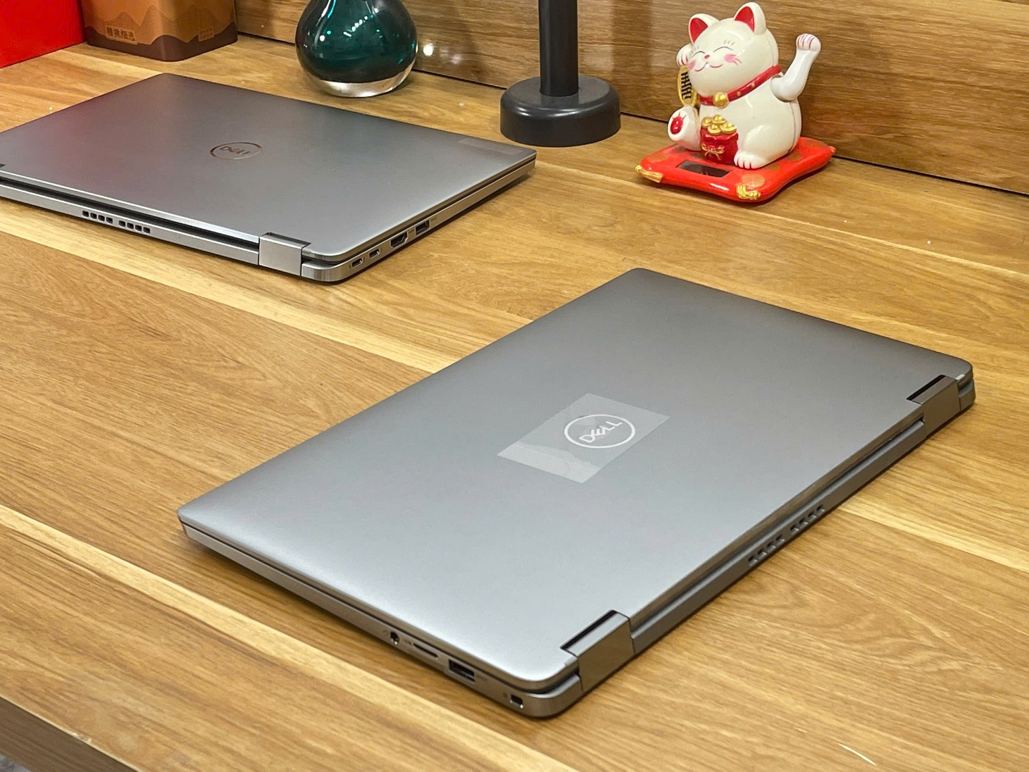 DELL Latitude E7400: i5-8350U | 8G | SSD256G | 14.0FHD Likenew | 7400 nhôm 2in1