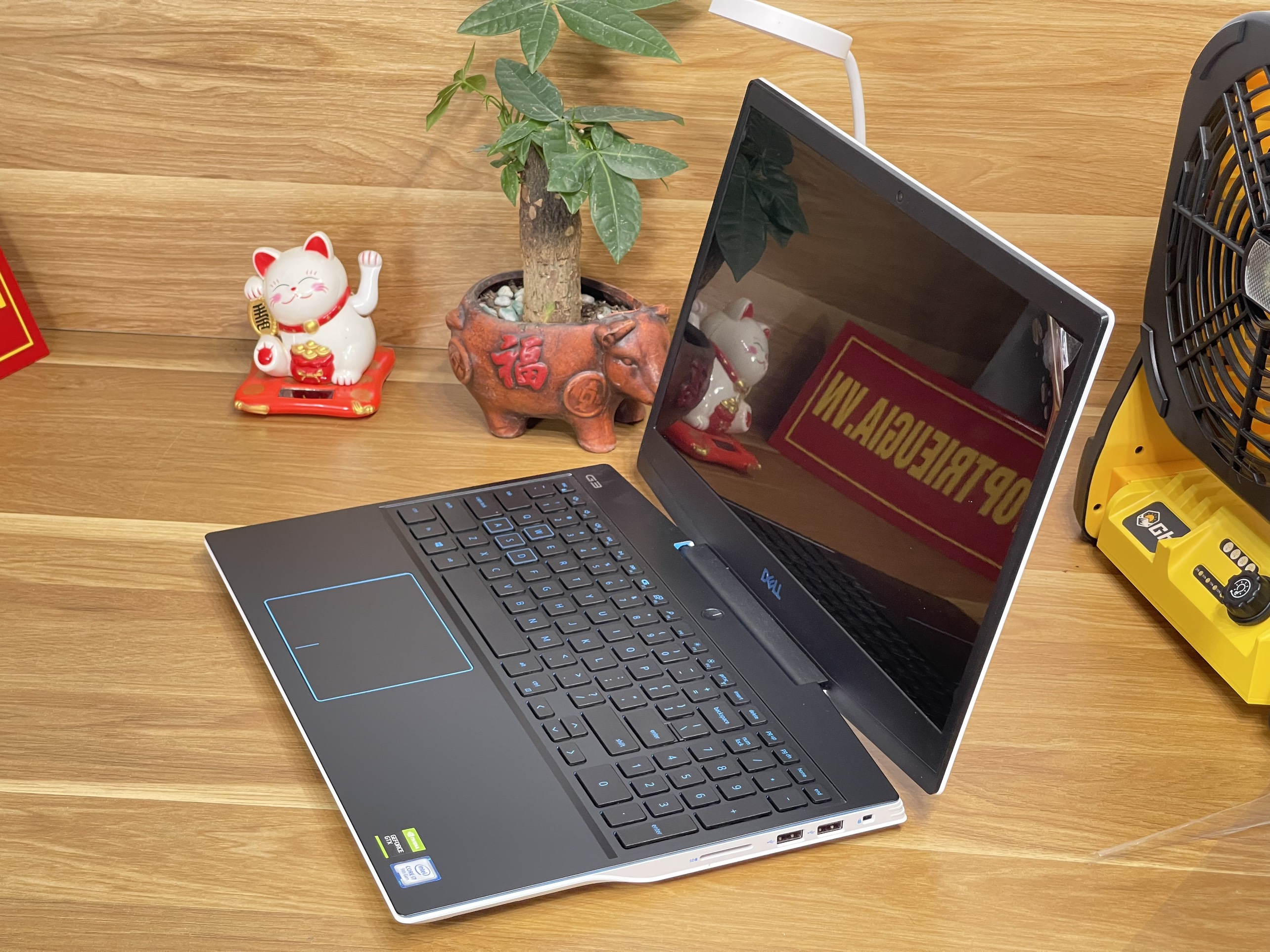 Dell Gaming G3 3590: i7-9750H | Ram 16Gb |  SSD512G | Ndivia GTX1650 | 15.6FHD IPS - đẹp Like new, zin