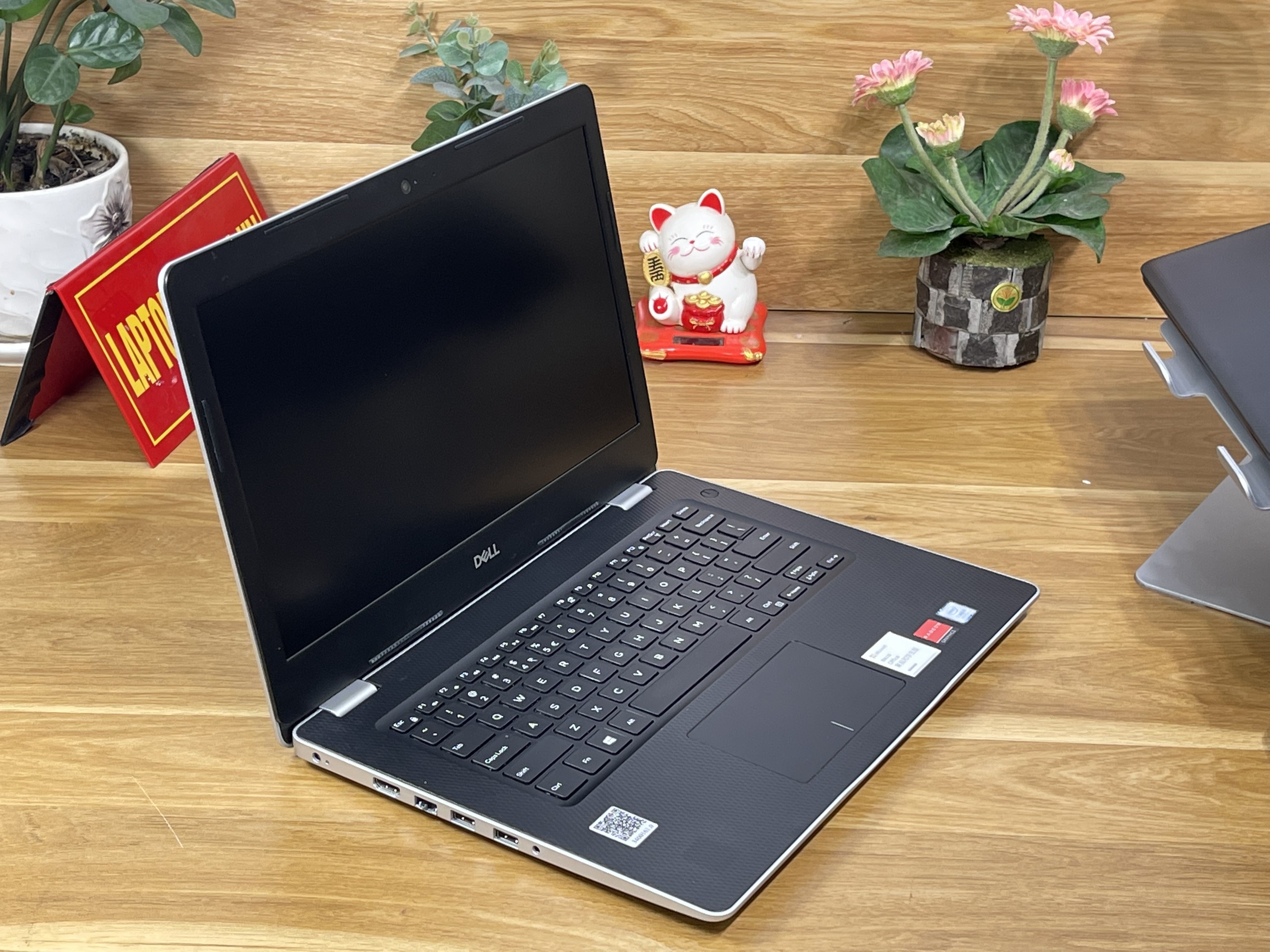 Dell Inspiron 3480: I5-8265U | 8GB | SSD 256GB | ATI M520 | 14 FHD Máy đẹp | N3480