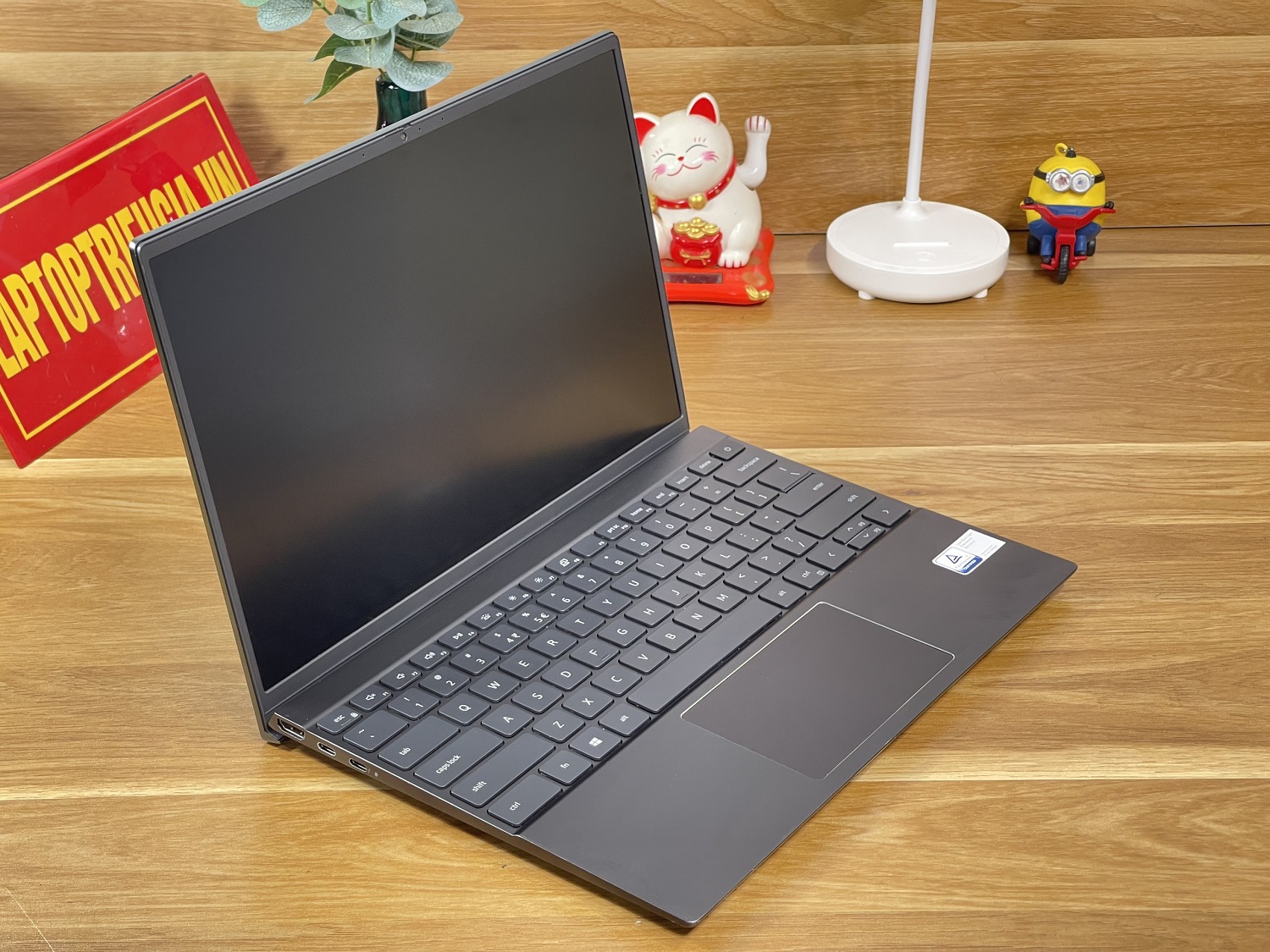 DELL Vostro 5310: I5-11320H | 16GB | SSD 512GB | 13.3 inch 2k Likenew