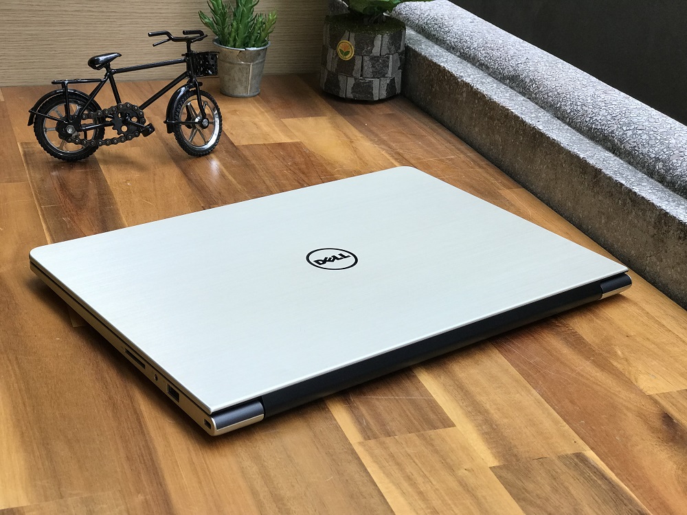 DELL Vostro V5459  i7-6500U| 8GB| 120GB| Ndivia GT930| 14.0HD Likenew