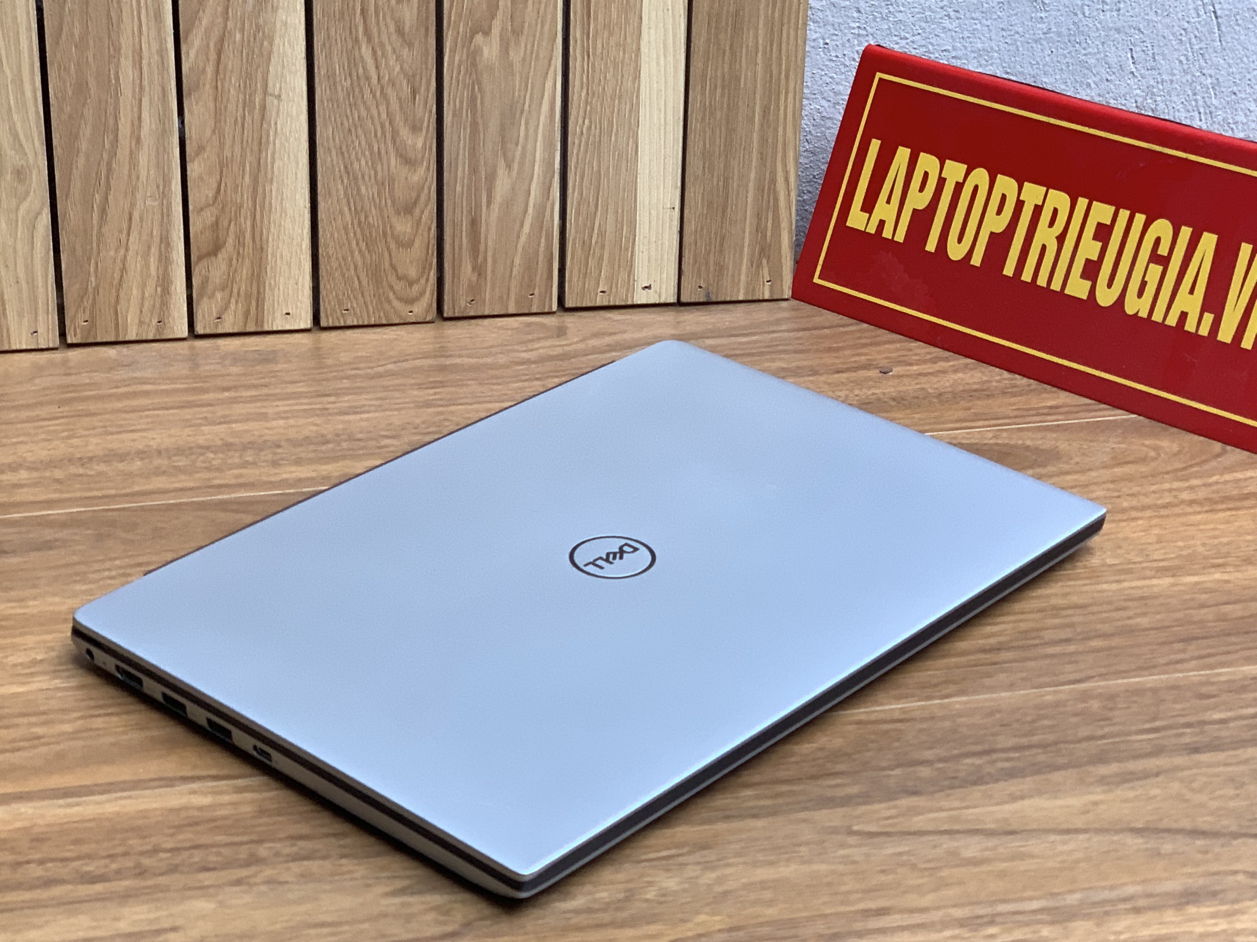 Dell Vostro 5490: i5-10210U| 8GB| 512GB| MX230 |14 FHD Likenew - V5490