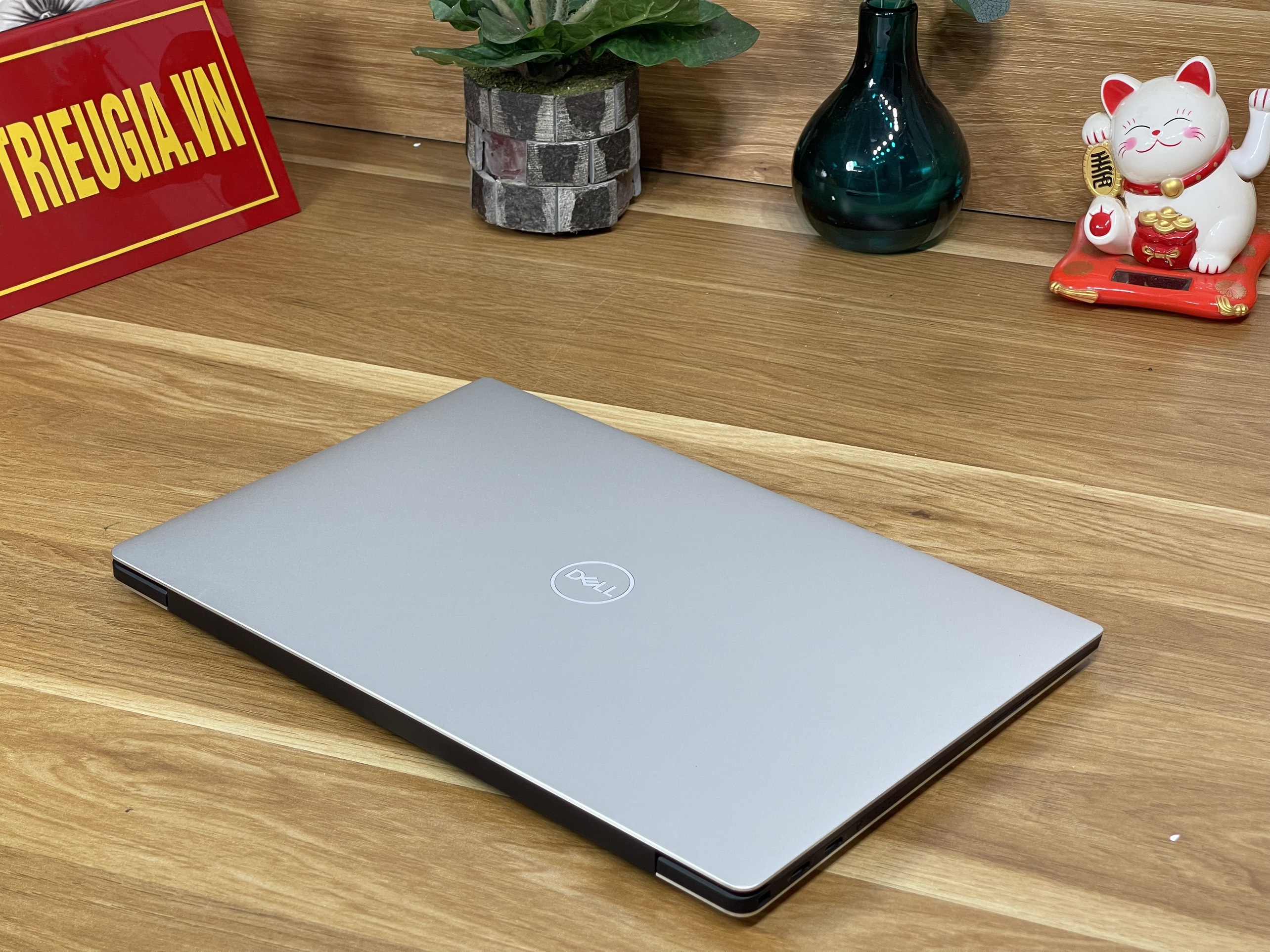 Dell XPS 9305 : i5-1135G7 | Ram 8GB | SSD 512GB | 13.3 FHD+ IPS | LIKENEW