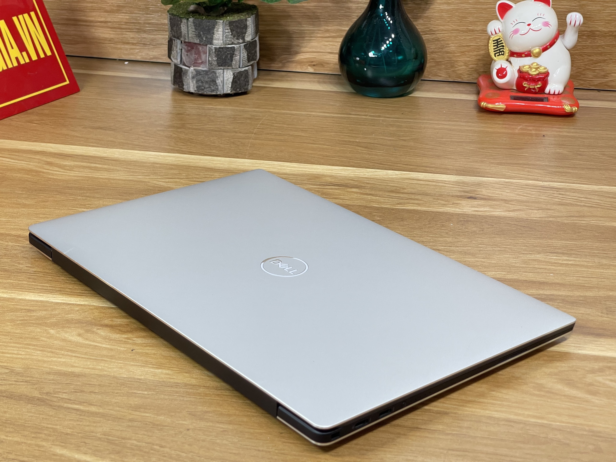 Dell XPS 9305 : i5-1135G7 | Ram 8GB | SSD 512GB | 13.3 FHD+ IPS | LIKENEW