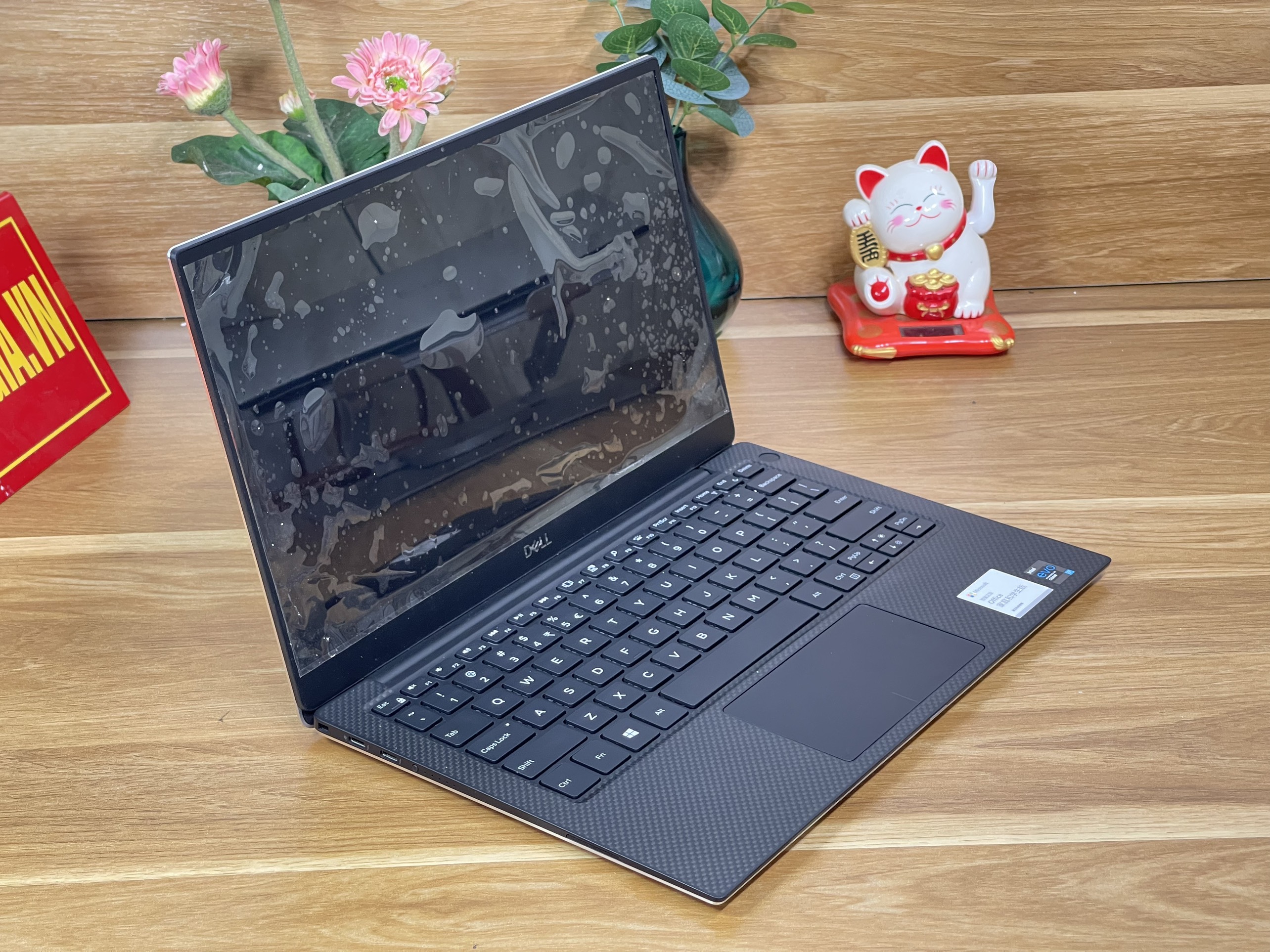 Dell XPS 9305 : i5-1135G7 | Ram 8GB | SSD 512GB | 13.3 FHD+ IPS | LIKENEW