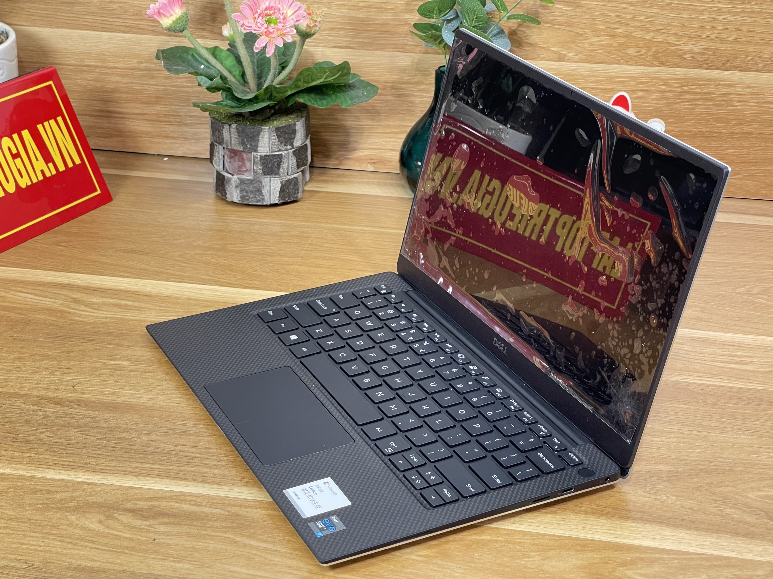 Dell XPS 9305 : i5-1135G7 | Ram 8GB | SSD 512GB | 13.3 FHD+ IPS | LIKENEW