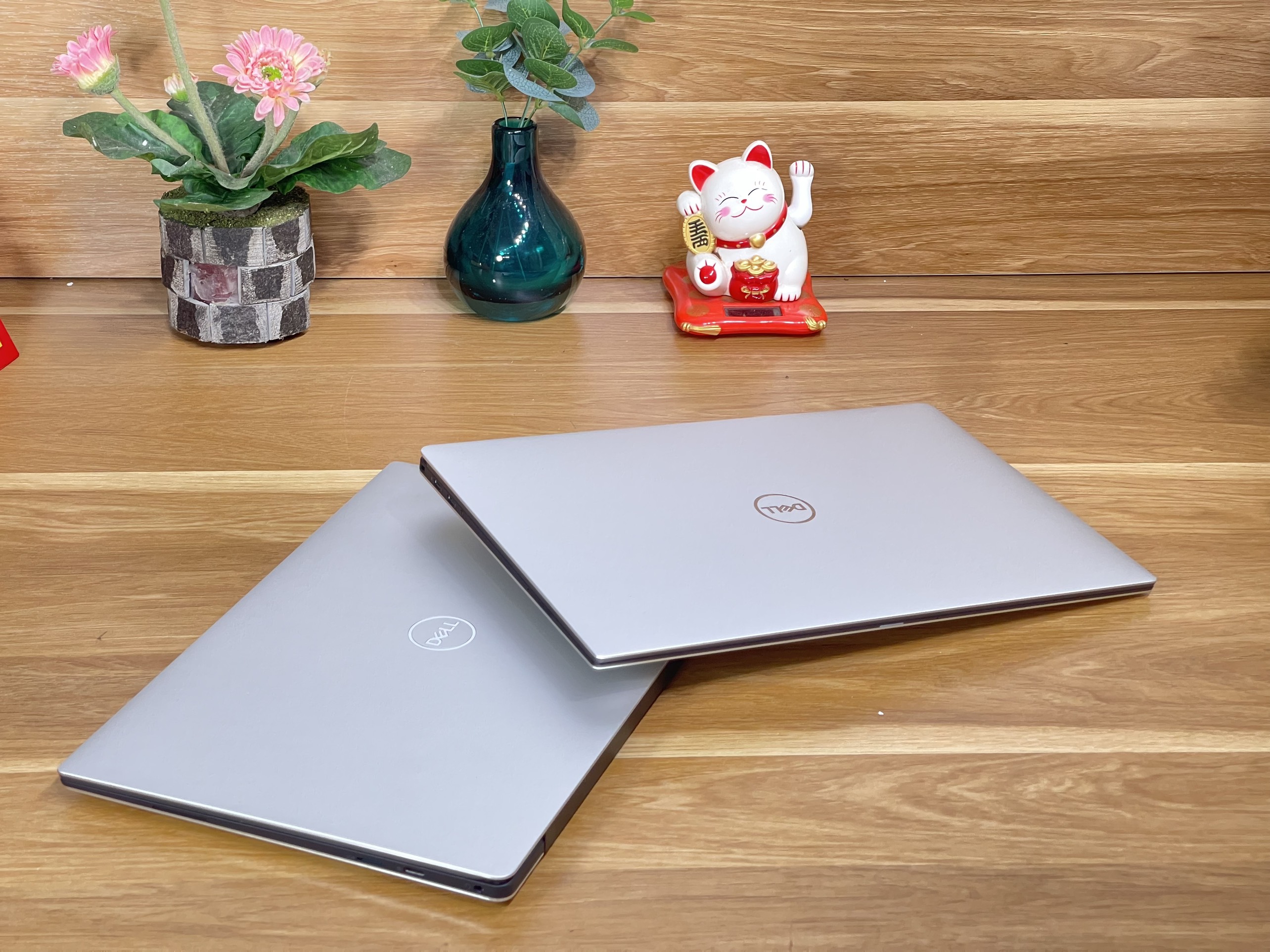 Dell XPS 9305 : i7-1165G7 | Ram 16GB | SSD 512GB | 13.3 FHD IPS | LIKENEW