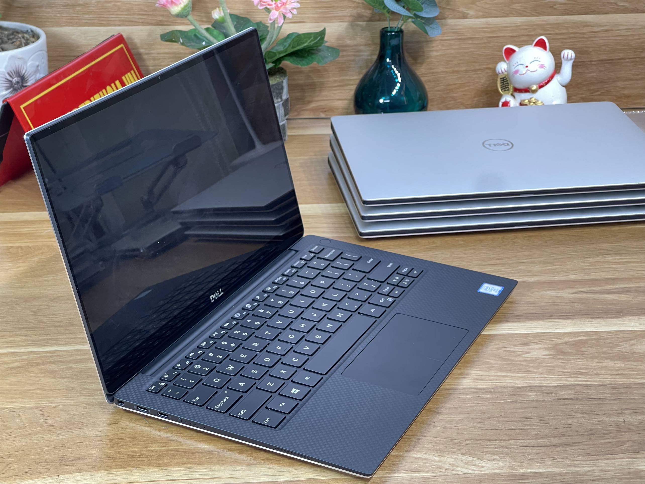 Dell XPS 9380 : i5-8365U | Ram 8GB | SSD 512GB | Màn 13.3inch FHD