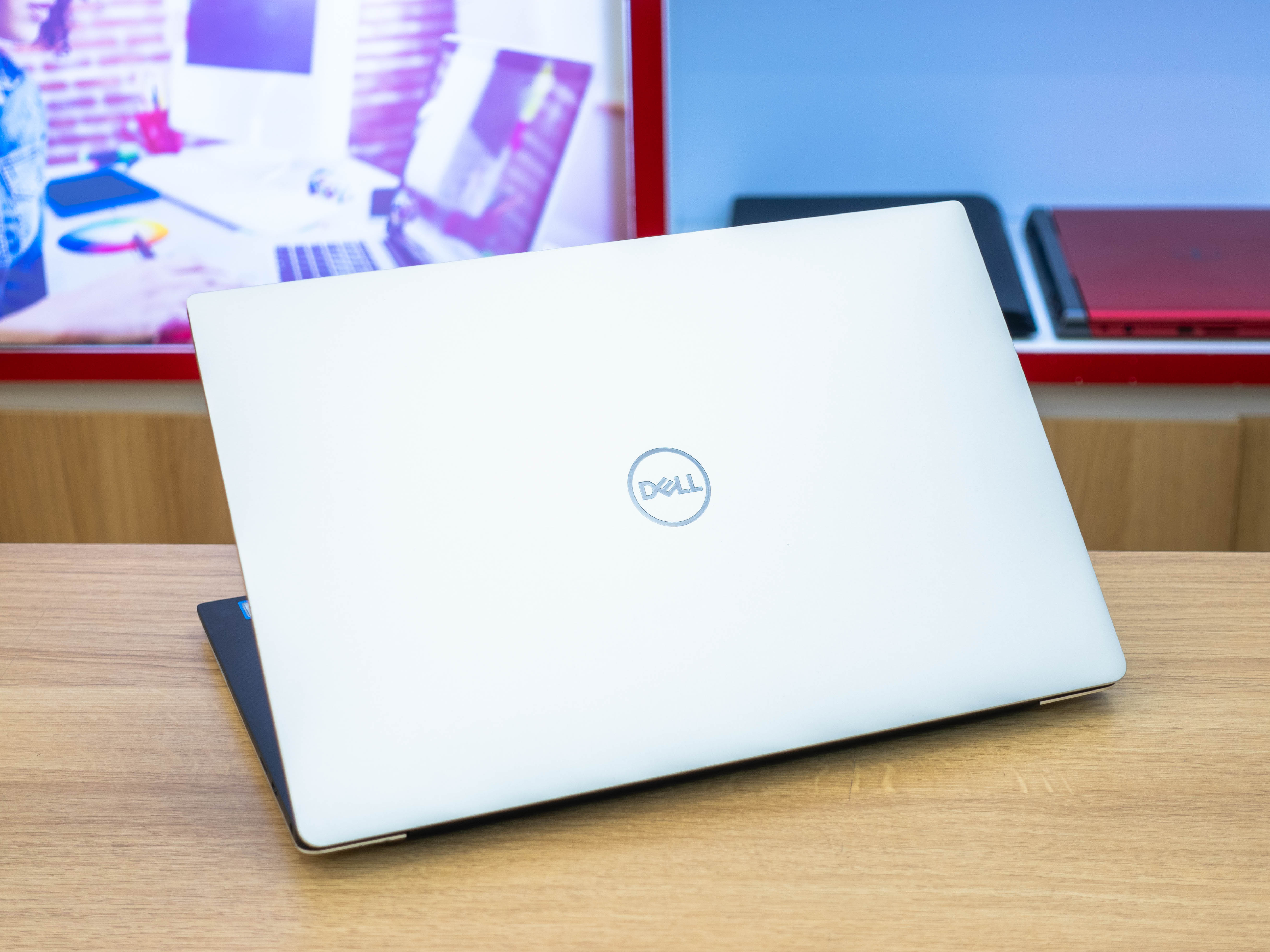 Dell XPS 9380 : i7-8665U | Ram 16GB | SSD 512GB | Màn 13.3inch FHD