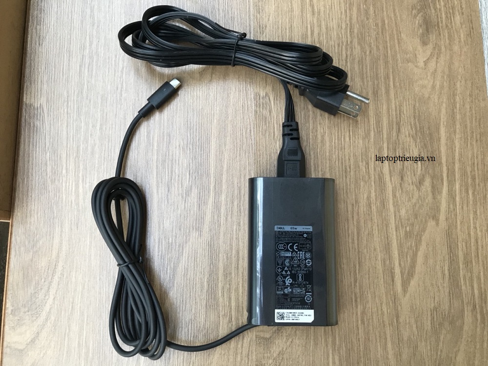 SAC LAPTOP DELL OVAN TYPE-C 65W 5V/20V – 3/3.25A