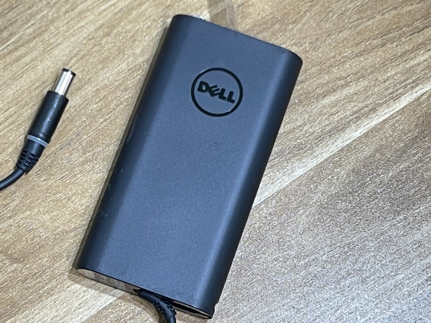 SẠC LAPTOP DELL 19.5V 4.62A 90W OVAN - CHÂN KIM TO - CHÍNH HÃNG