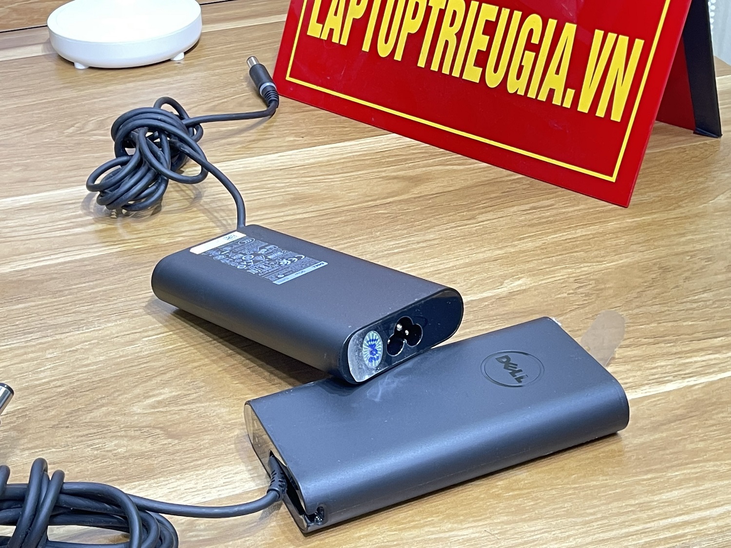 SẠC LAPTOP DELL 19.5V 4.62A 90W OVAN - CHÂN KIM TO - CHÍNH HÃNG