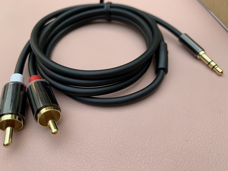 new - Dây Audio 3,5mm ra 2 đầu RCA dài 1M UGREEN AV116 10749  - 10749