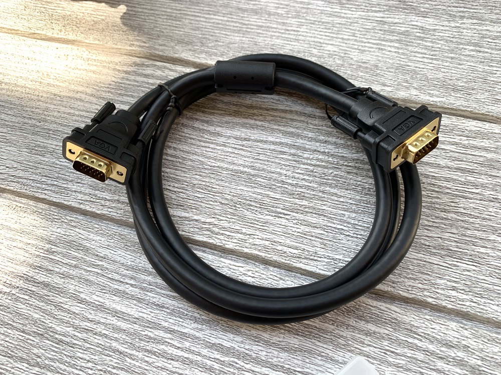 new - Cáp VGA 2 đầu dài 1,5M Chính Hãng Ugreen 11630