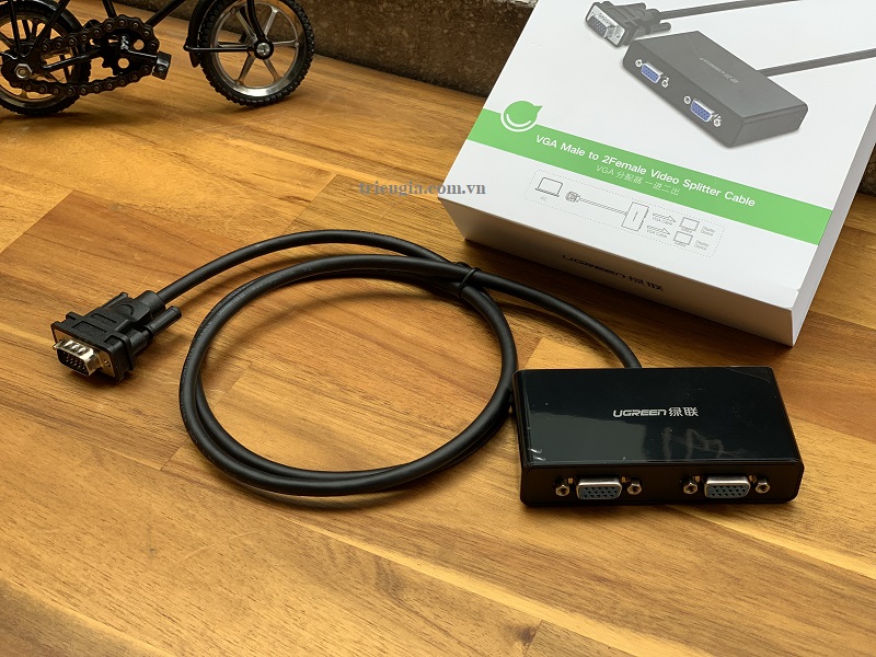 new - Cáp chia cổng VGA 1 ra 2 chính hãng Ugreen 40254