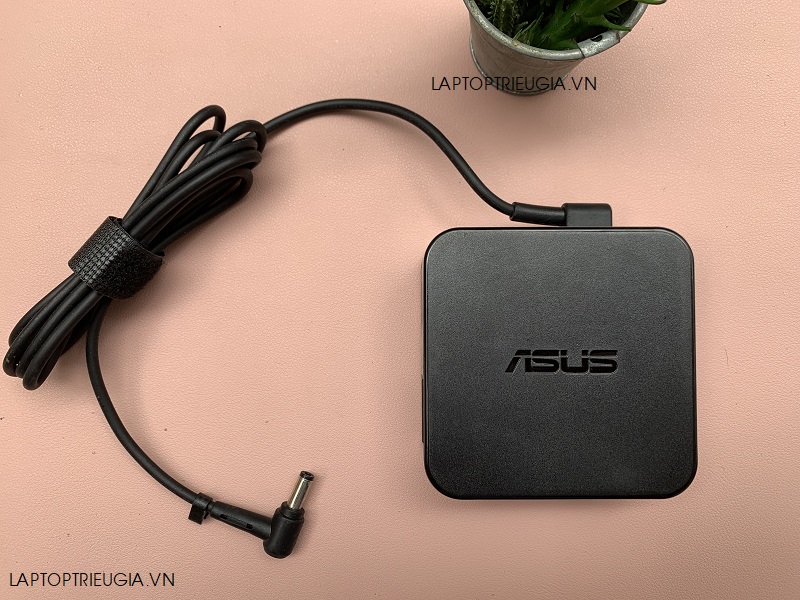 SẠC LAPTOP ASUS 19V 3.42A 65W VUÔNG - CHÍNH HÃNG