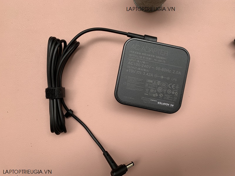 SẠC LAPTOP ASUS 19V 4.74A 90W VUÔNG - CHÍNH HÃNG