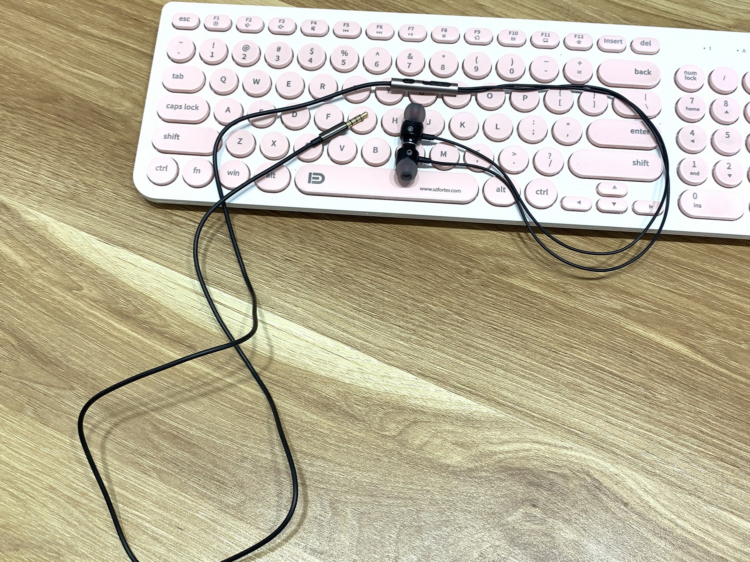 Tai nghe điện thoại - laptop C1 - Có míc - Chính hãng